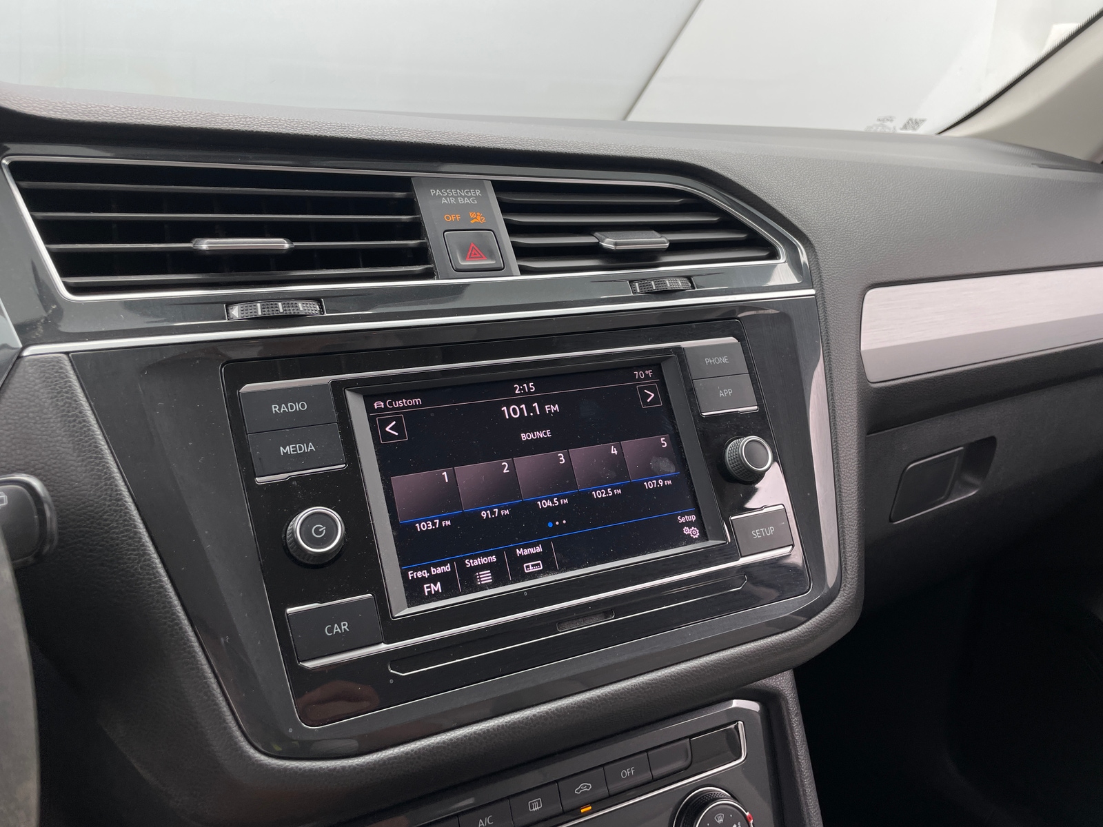 Thumbnail: 2019 Volkswagen Tiguan - 4