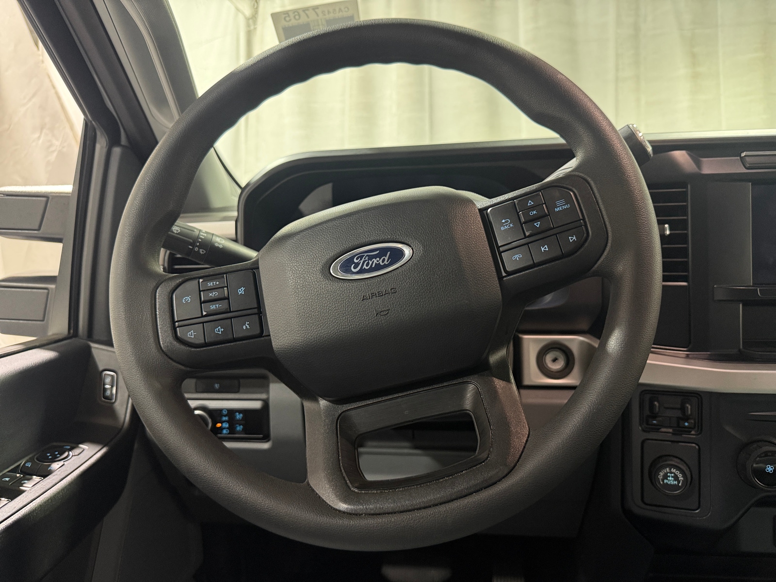 Thumbnail: 2023 Ford Econoline - 5