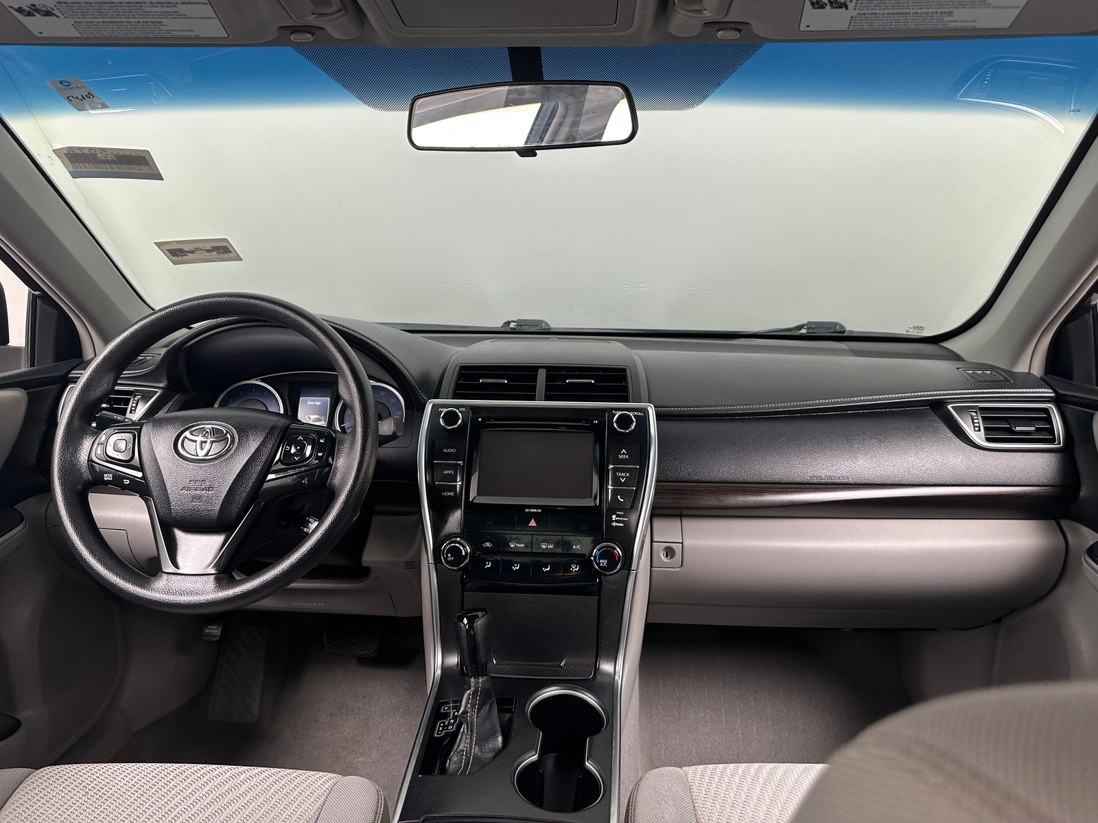 Thumbnail: 2016 Toyota Camry - 3