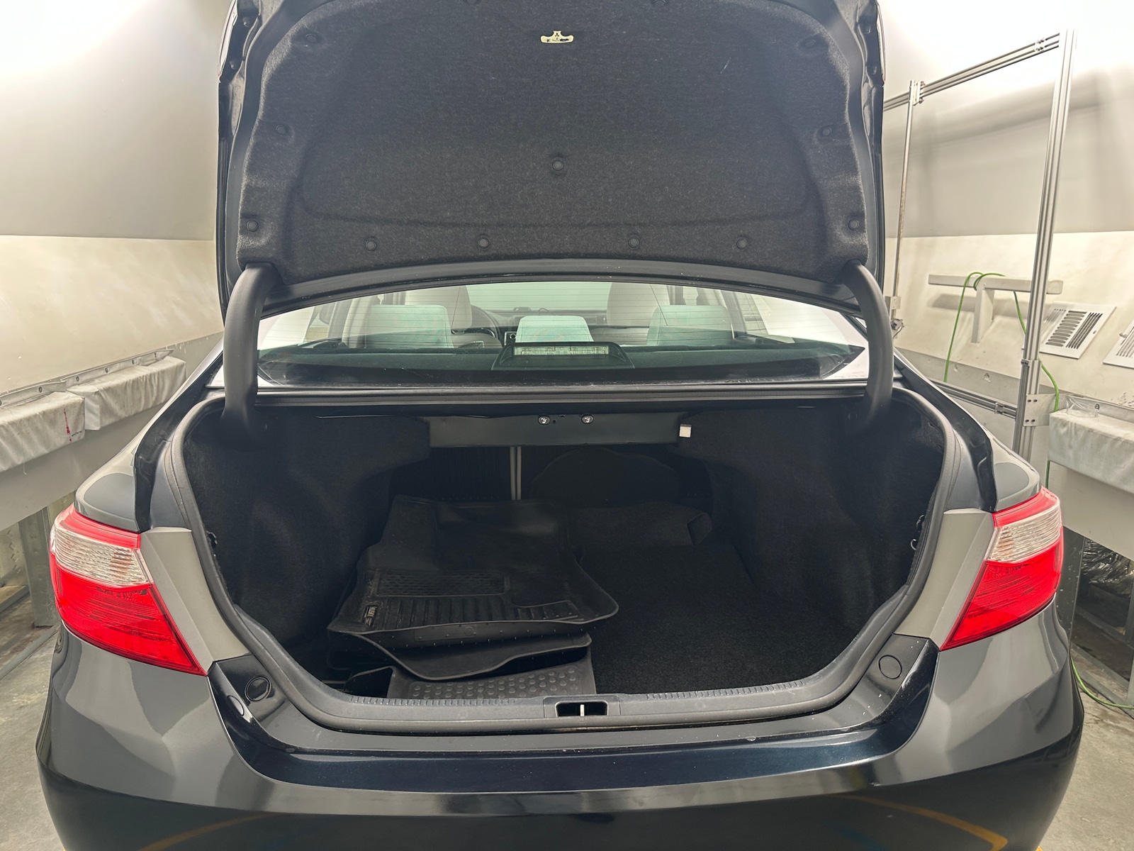 Thumbnail: 2016 Toyota Camry - 7
