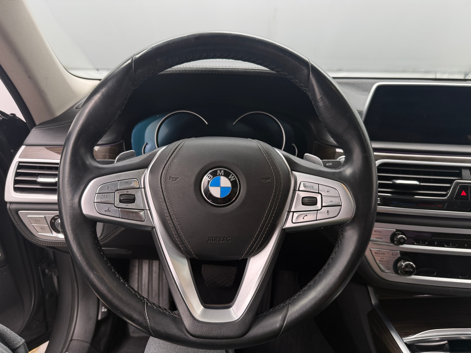 Thumbnail: 2018 BMW 7 Series - 4
