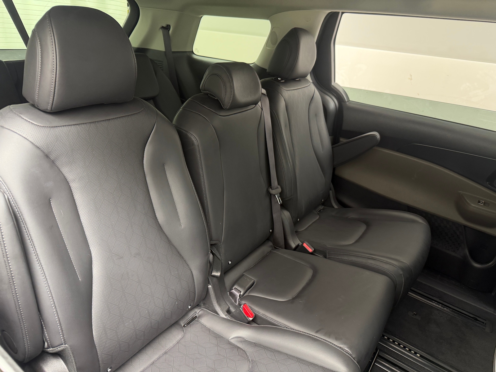 Thumbnail: 2026 Kia Carnival - 5