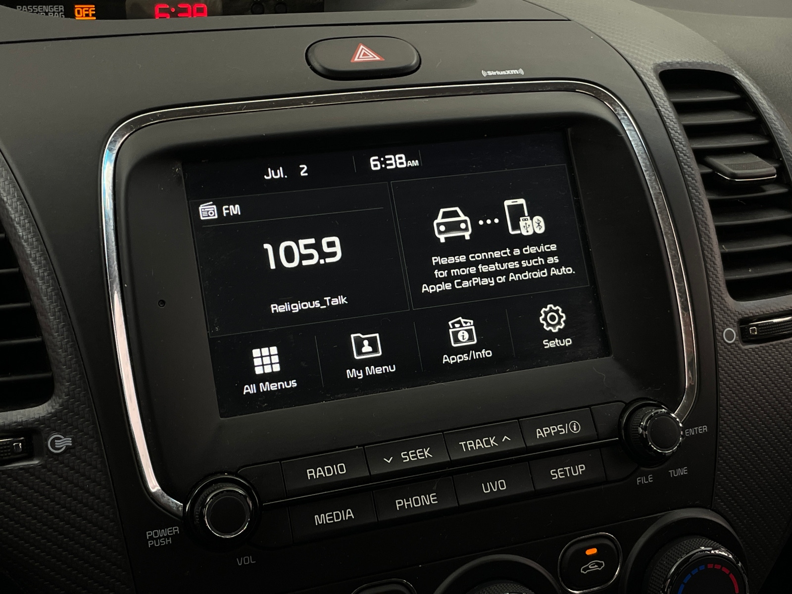 Thumbnail: 2017 Kia Forte - 4
