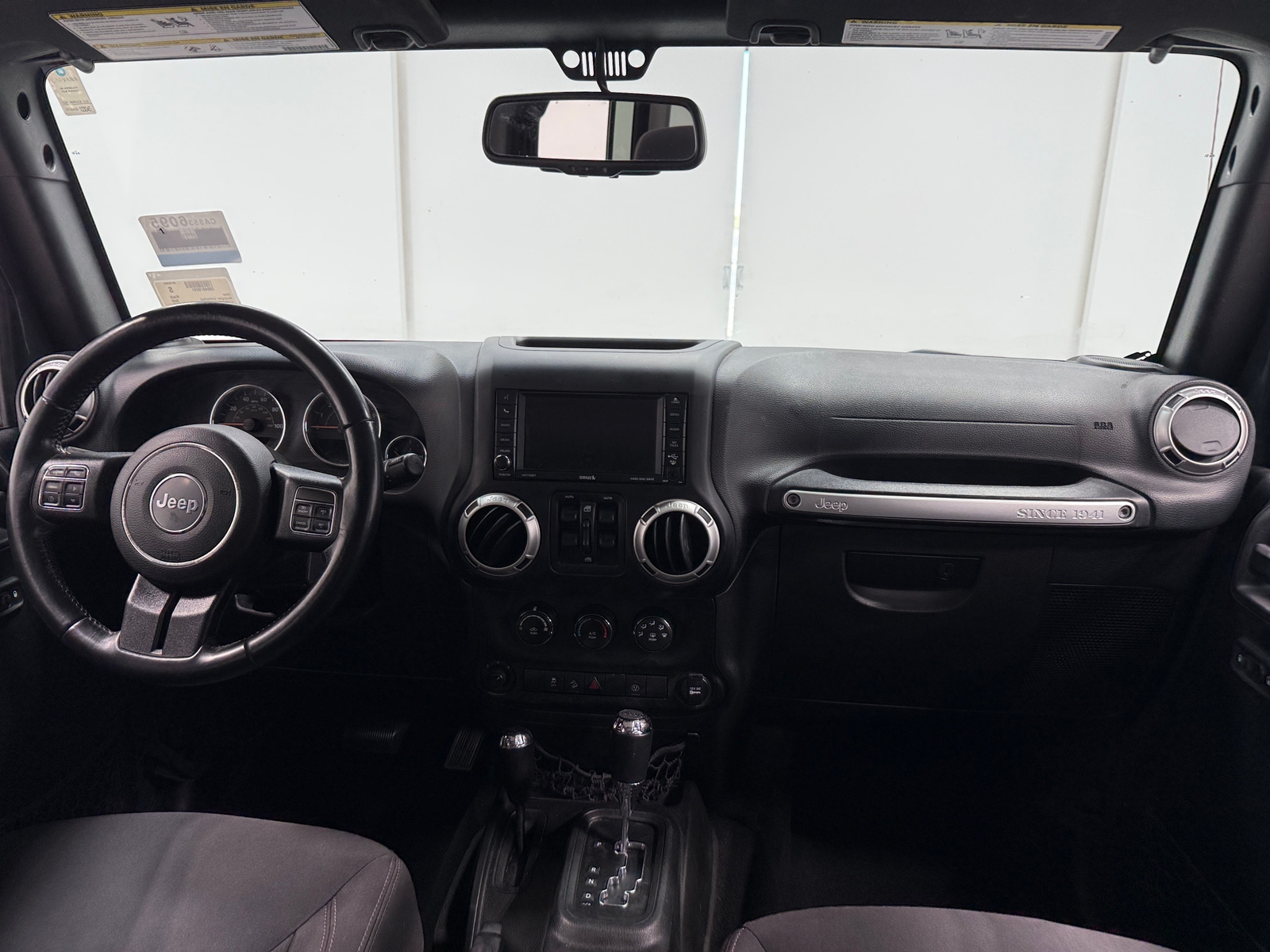 Thumbnail: 2017 Jeep Wrangler - 3