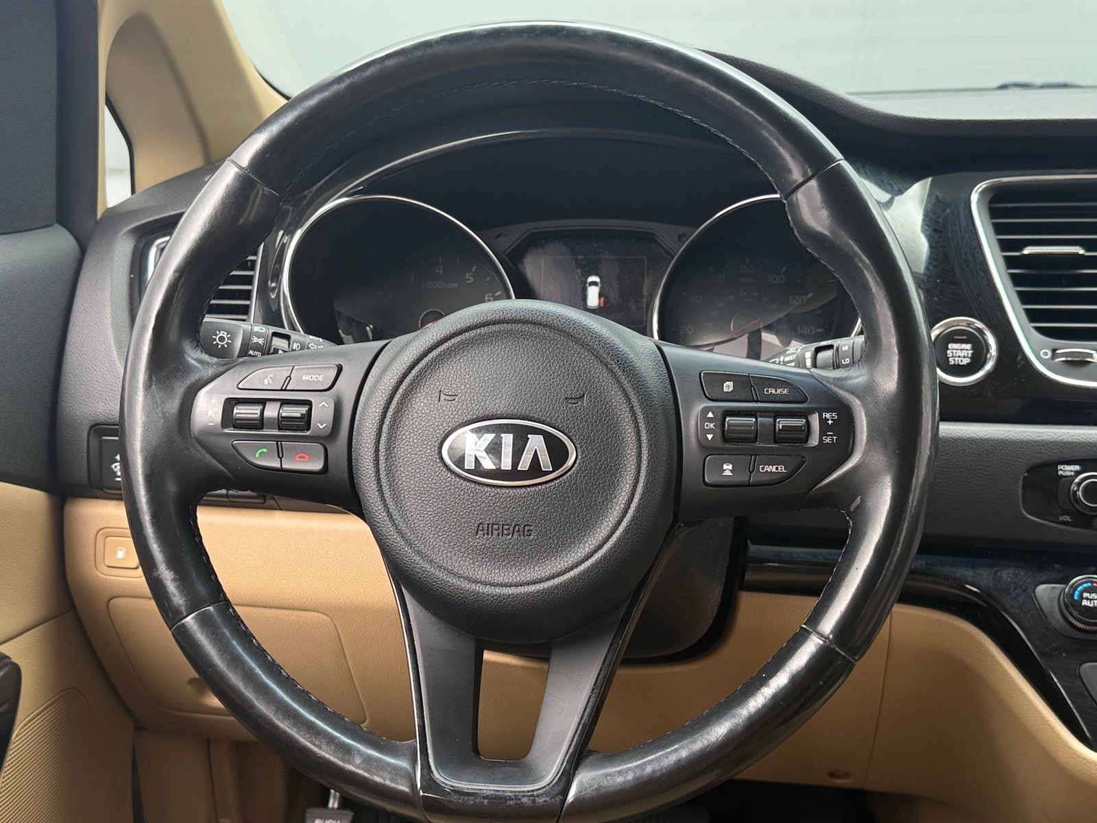 Thumbnail: 2018 Kia Sedona - 4