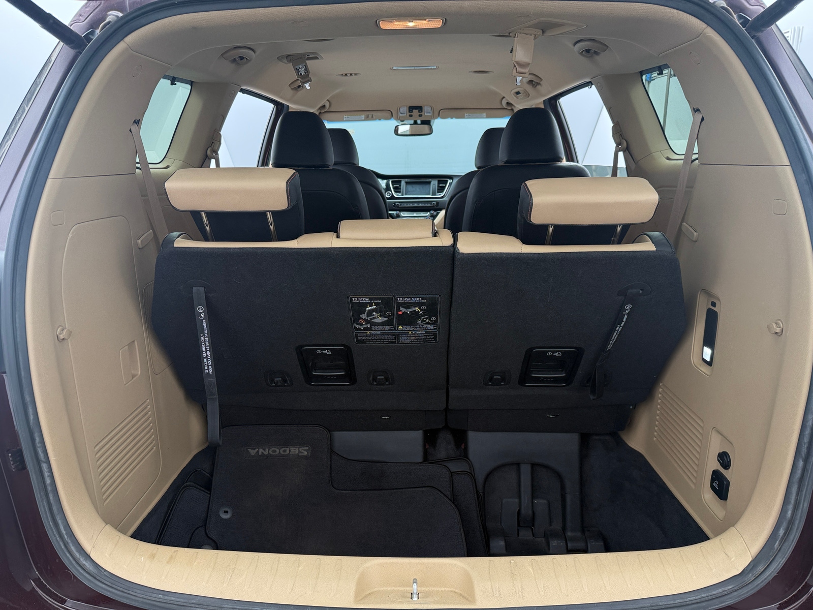 Thumbnail: 2018 Kia Sedona - 6