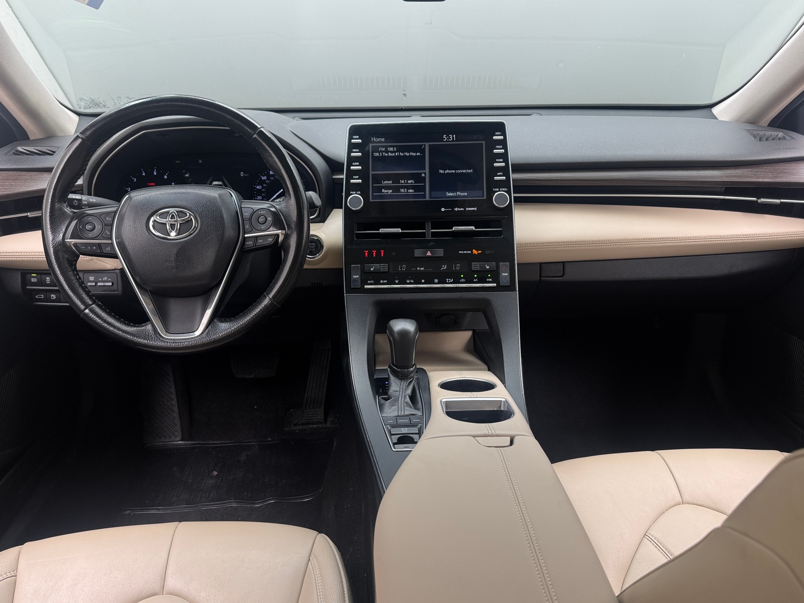 Thumbnail: 2019 Toyota Avalon - 3