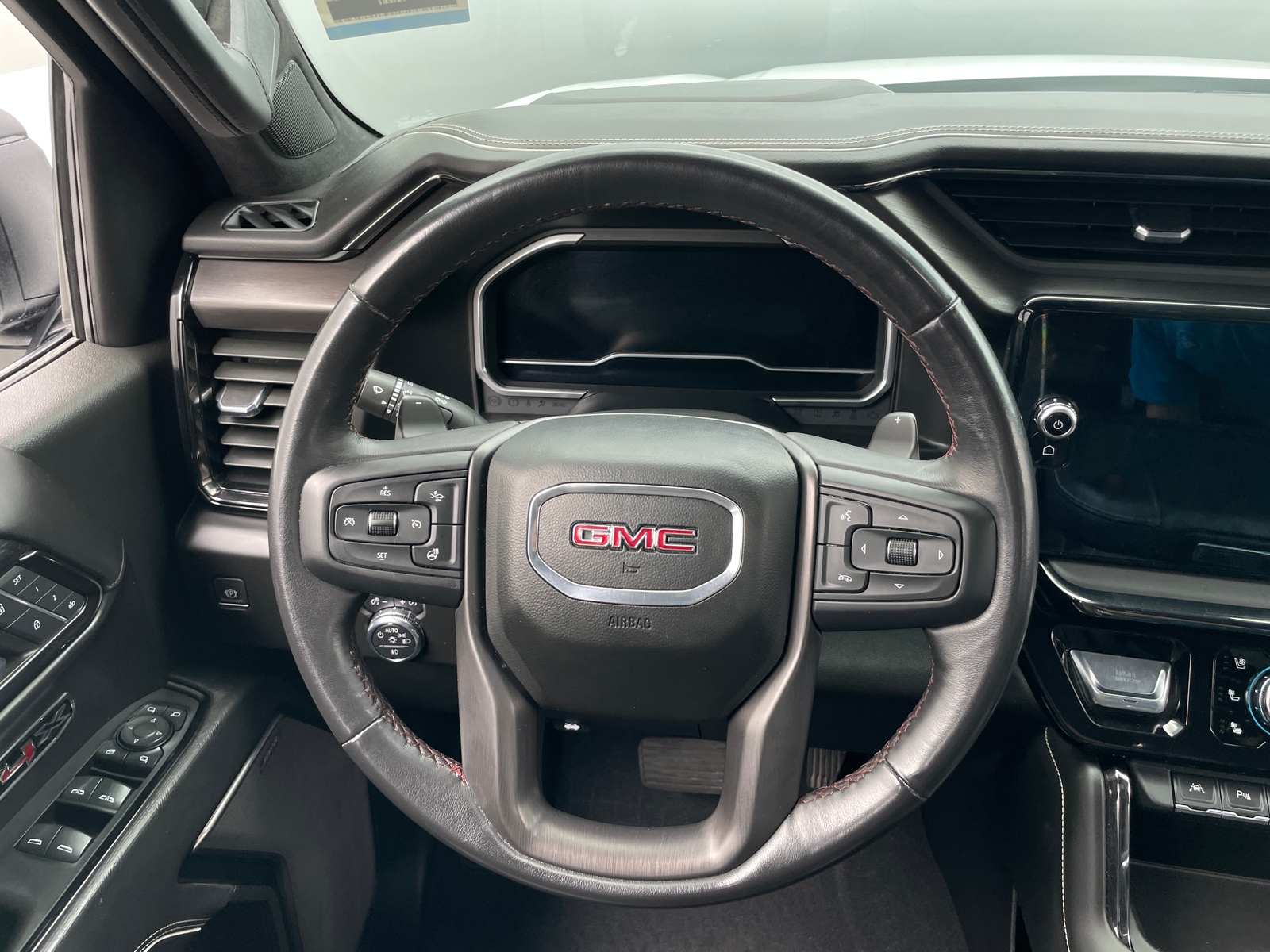 Thumbnail: 2023 GMC Sierra 1500 - 5