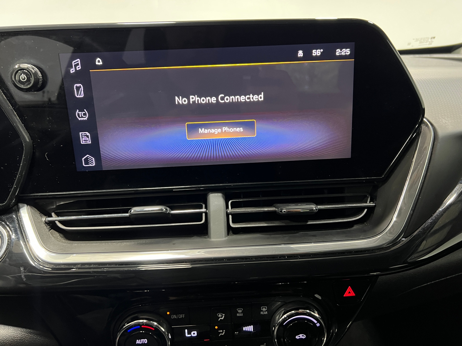 Thumbnail: 2024 Chevrolet Trax - 3