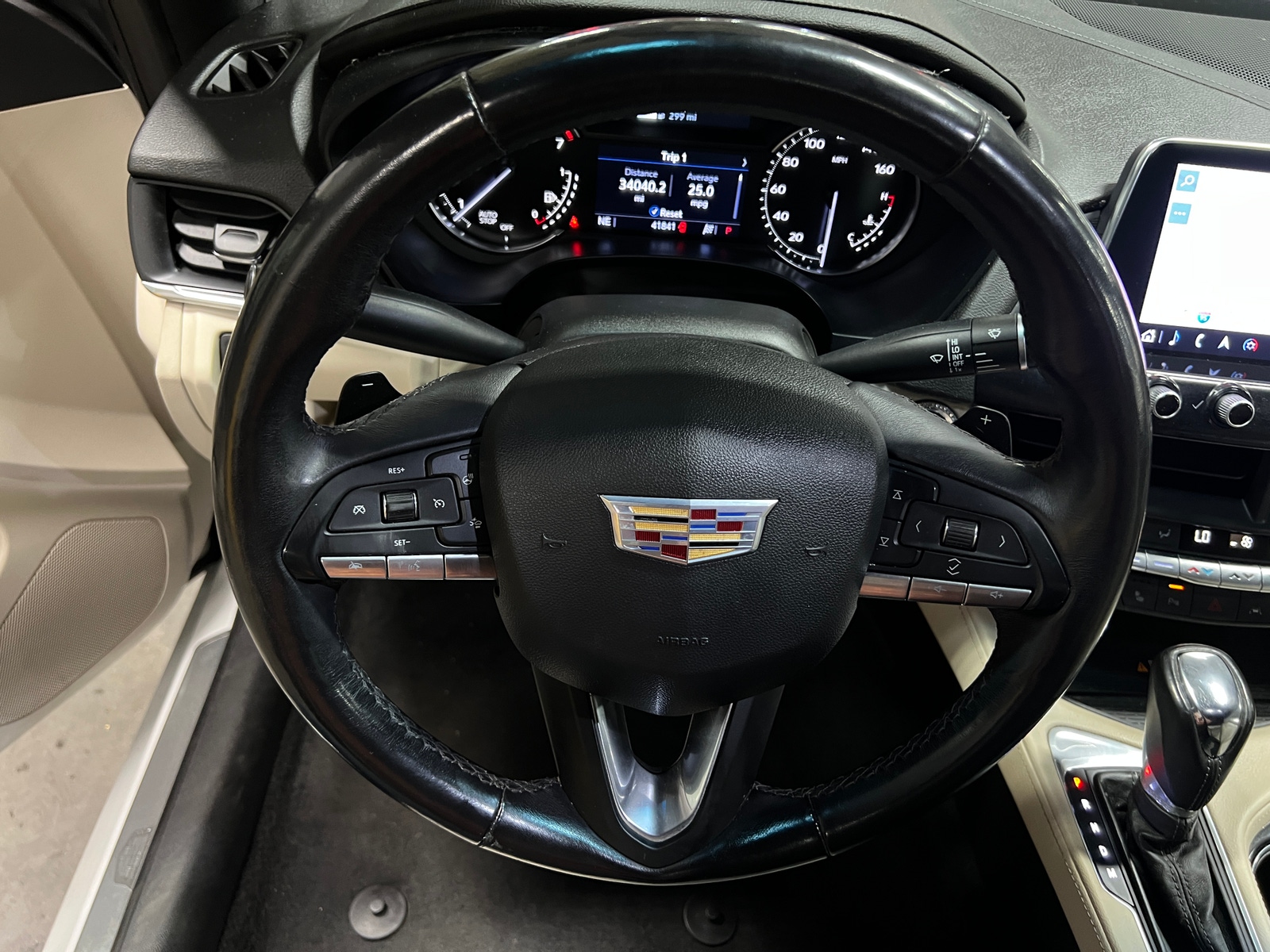 Thumbnail: 2023 Cadillac CT4 - 4