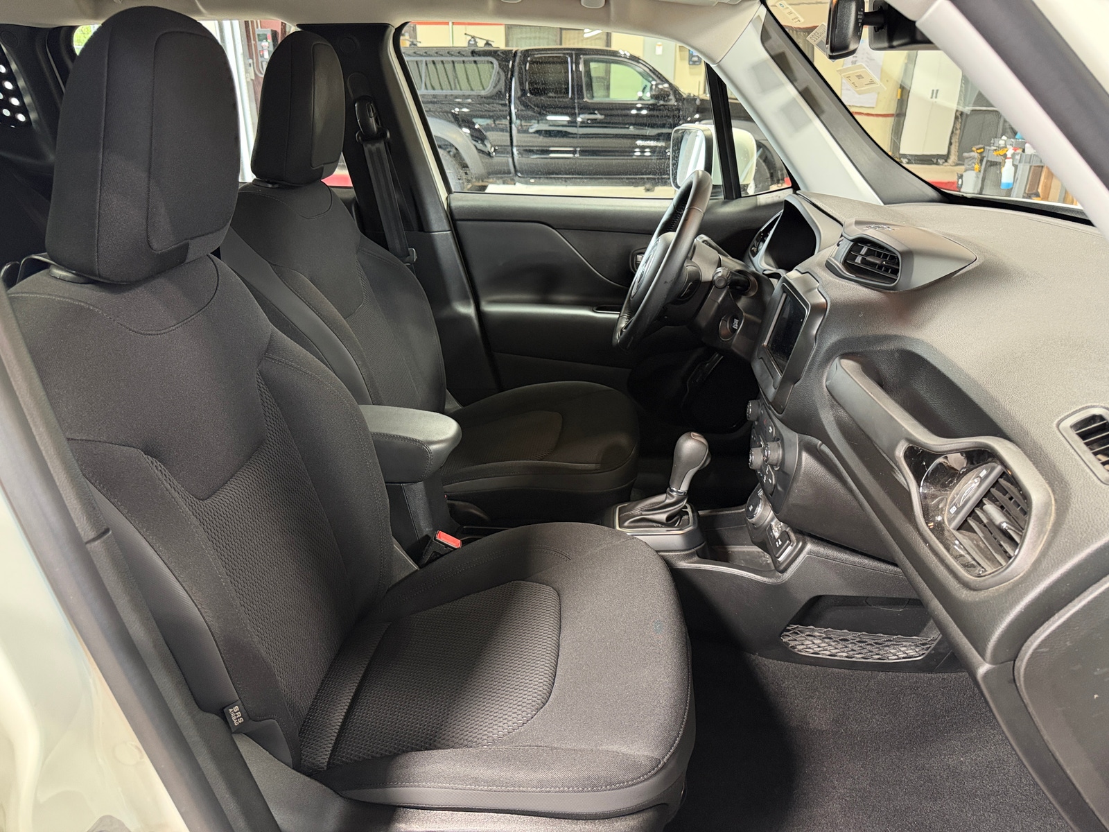 Thumbnail: 2019 Jeep Renegade - 2