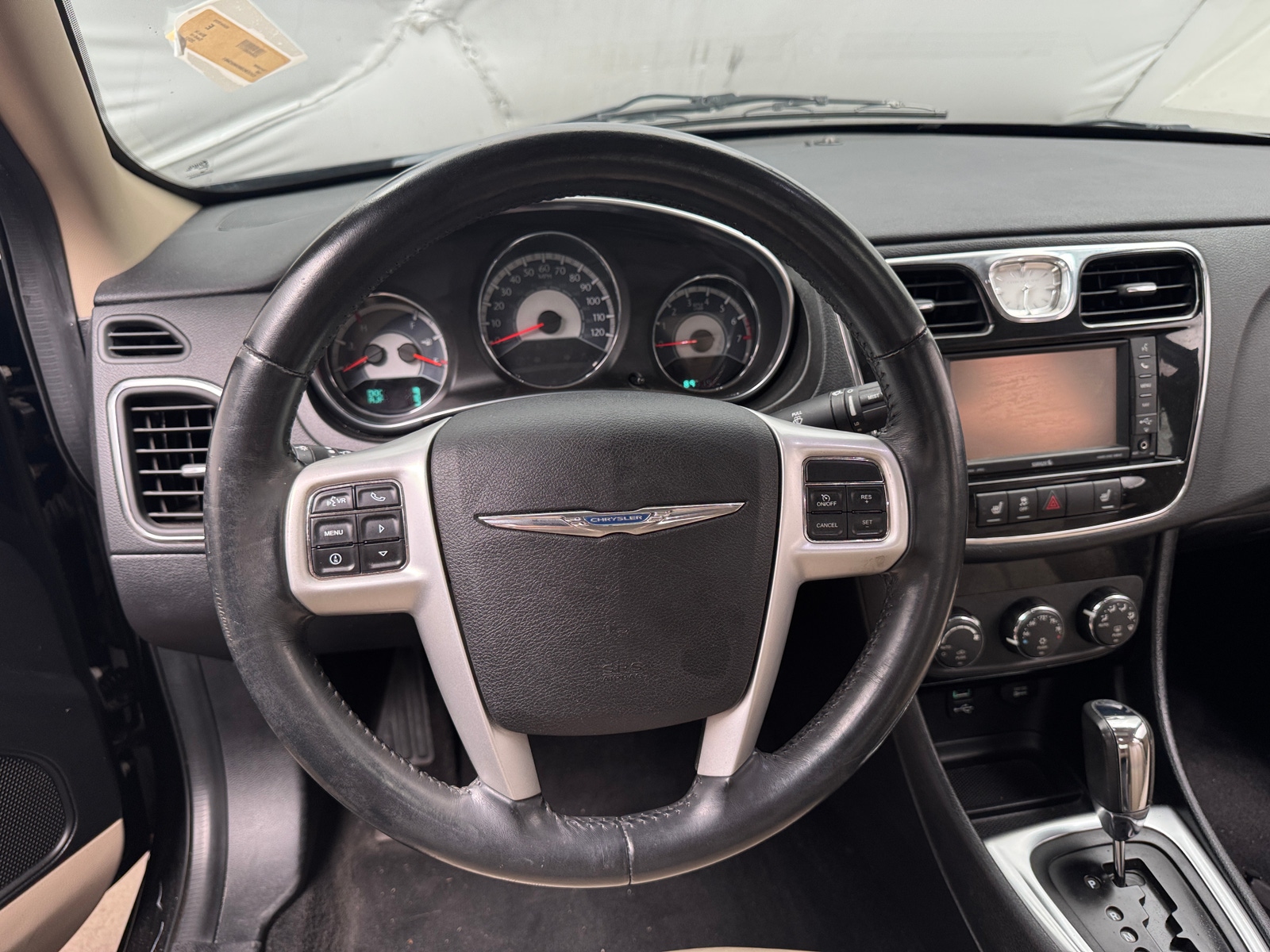 Thumbnail: 2013 Chrysler 200 - 4
