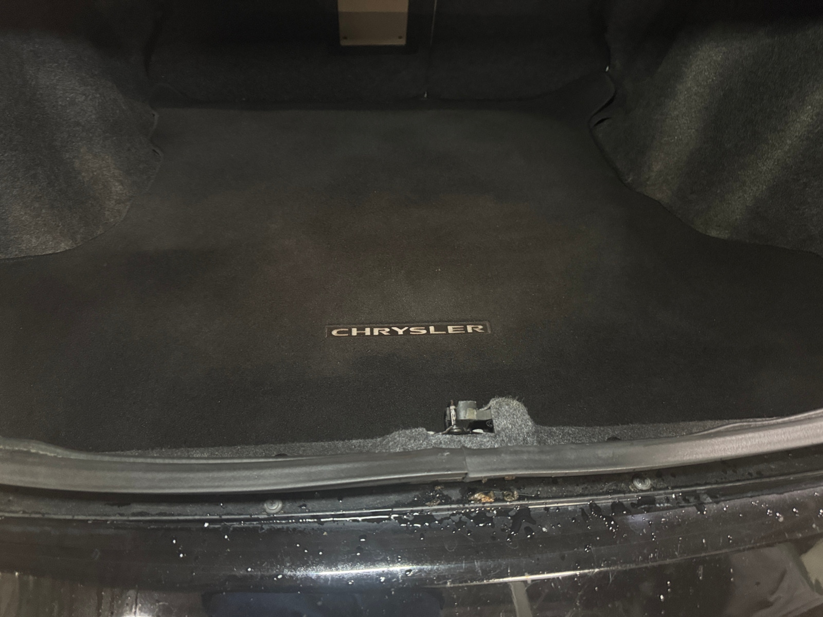 Thumbnail: 2013 Chrysler 200 - 6