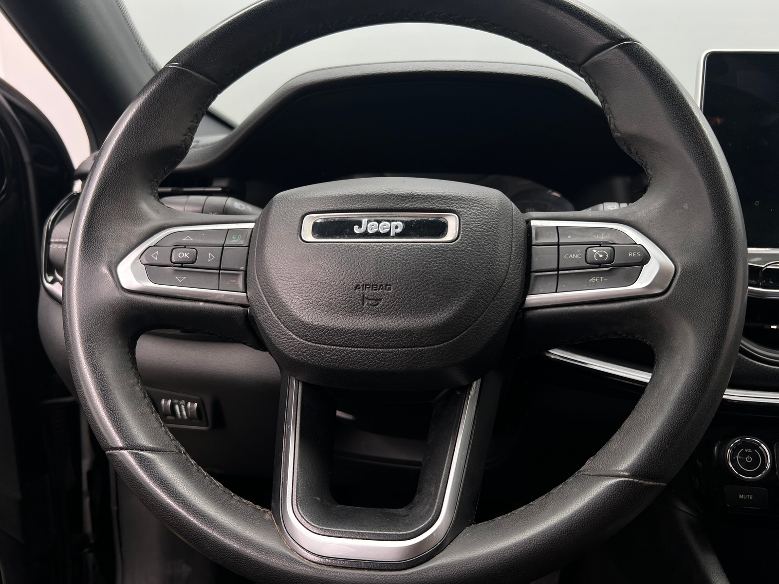 Thumbnail: 2022 Jeep Compass - 5