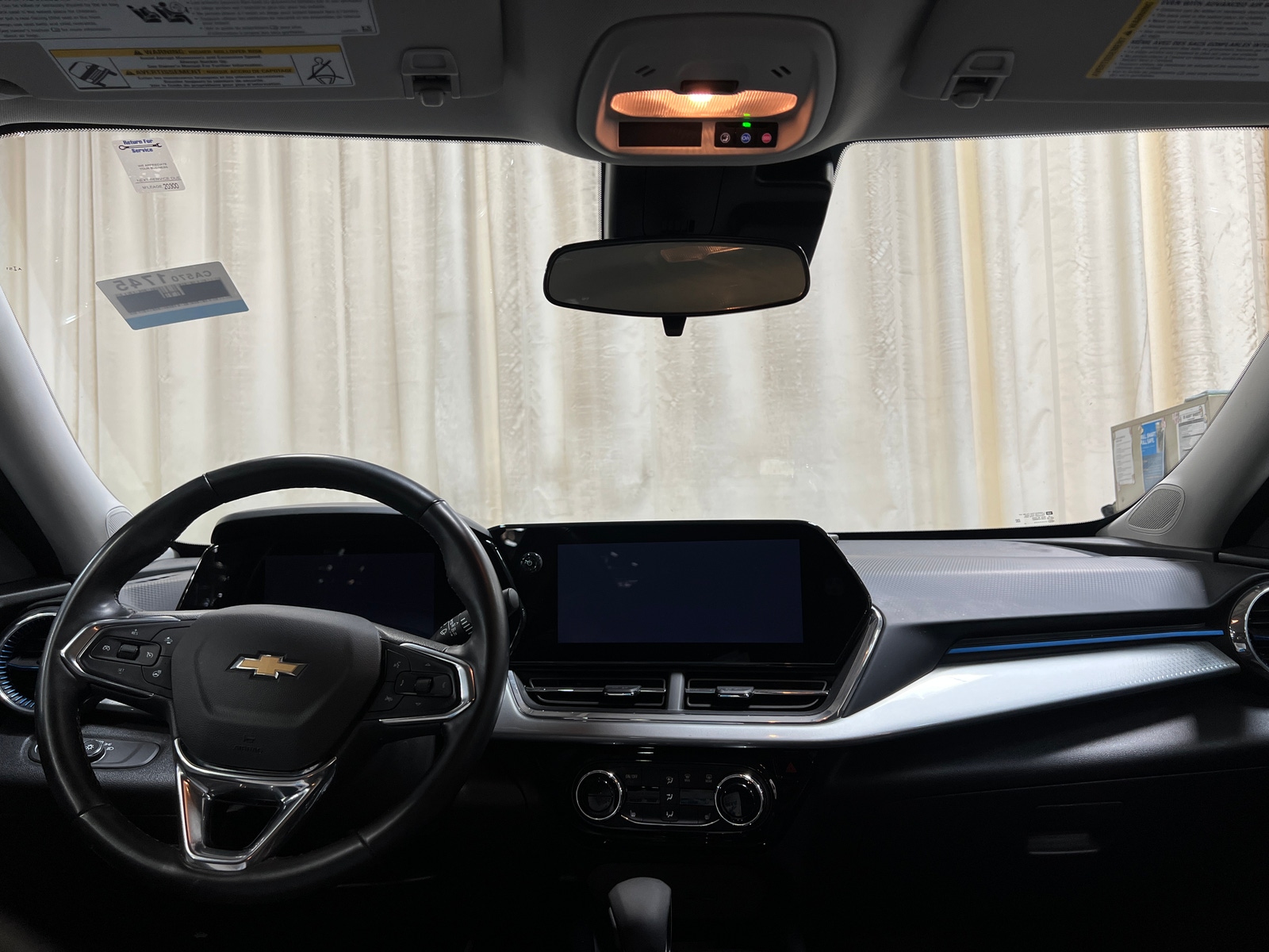 Thumbnail: 2025 Chevrolet Trax - 3