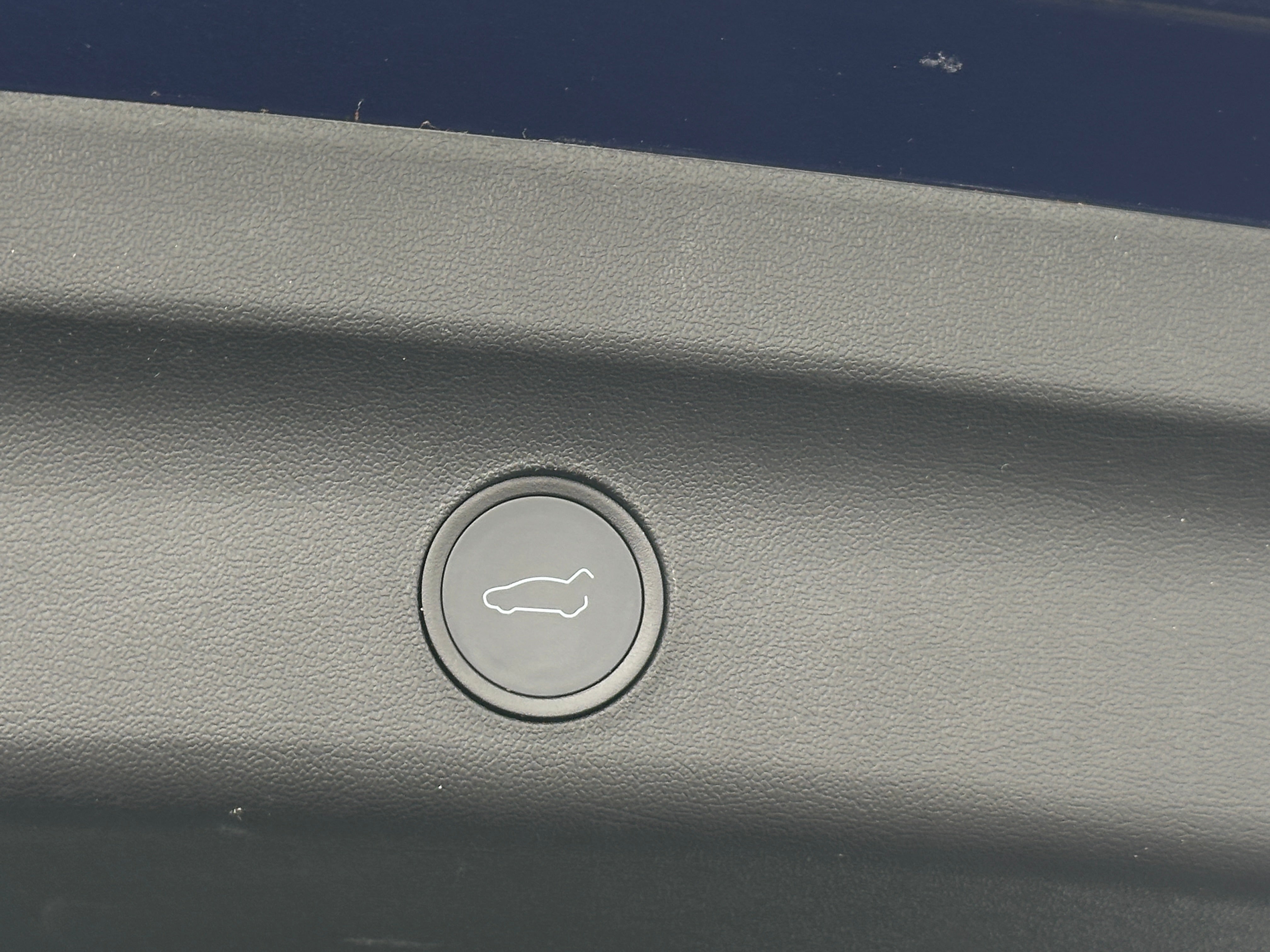 Used 2022 Tesla Model Y Long Range with VIN 7SAYGDEE0NF448180 for sale in Auburn, WA