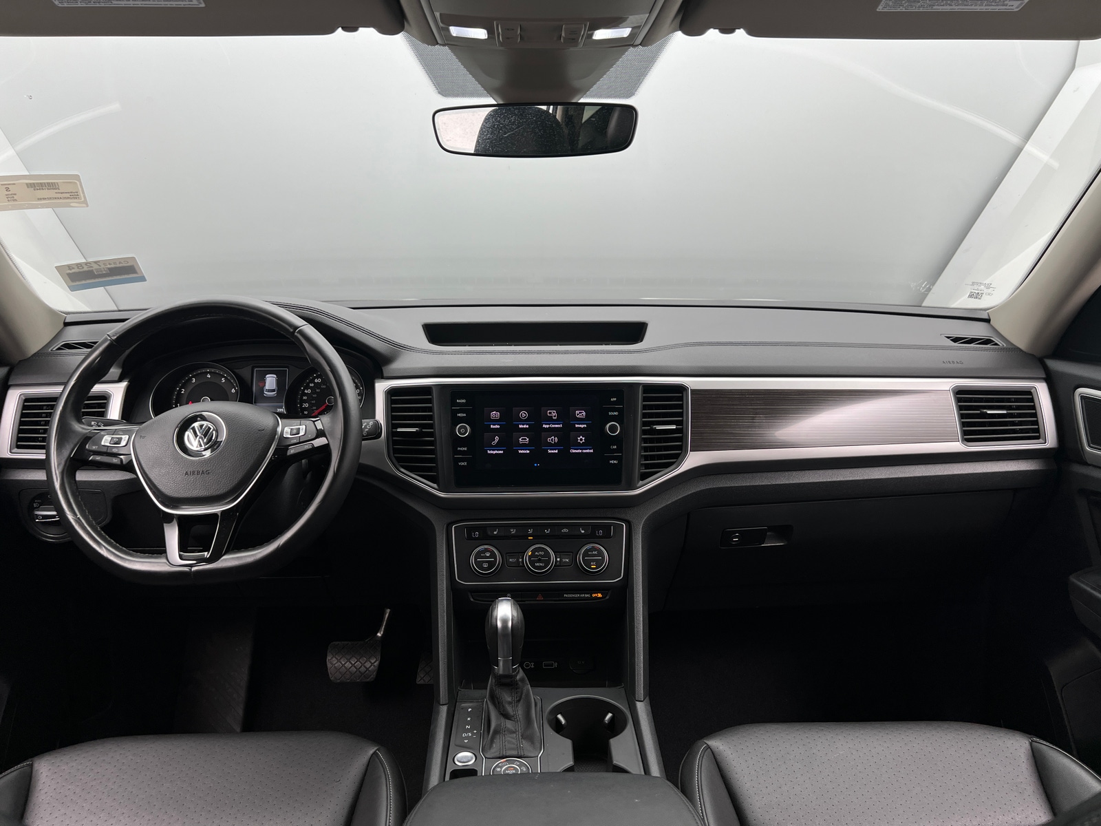 Thumbnail: 2019 Volkswagen Atlas - 2