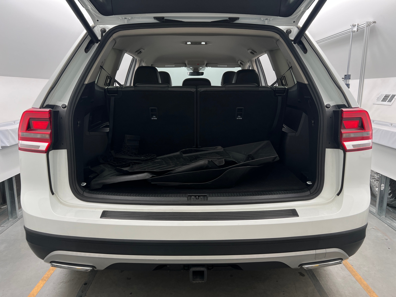 Thumbnail: 2019 Volkswagen Atlas - 6