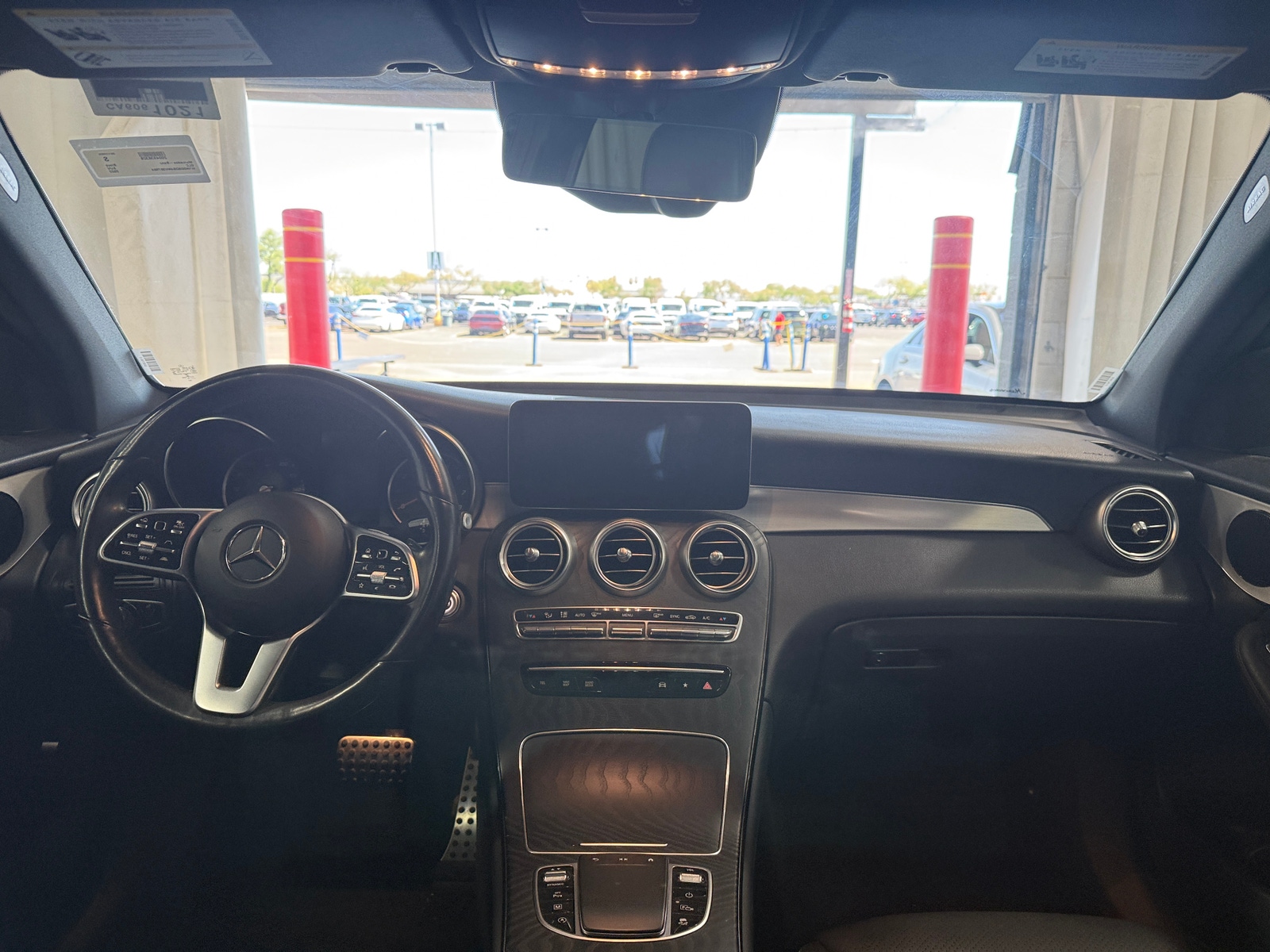 Thumbnail: 2022 Mercedes-Benz GLC - 2