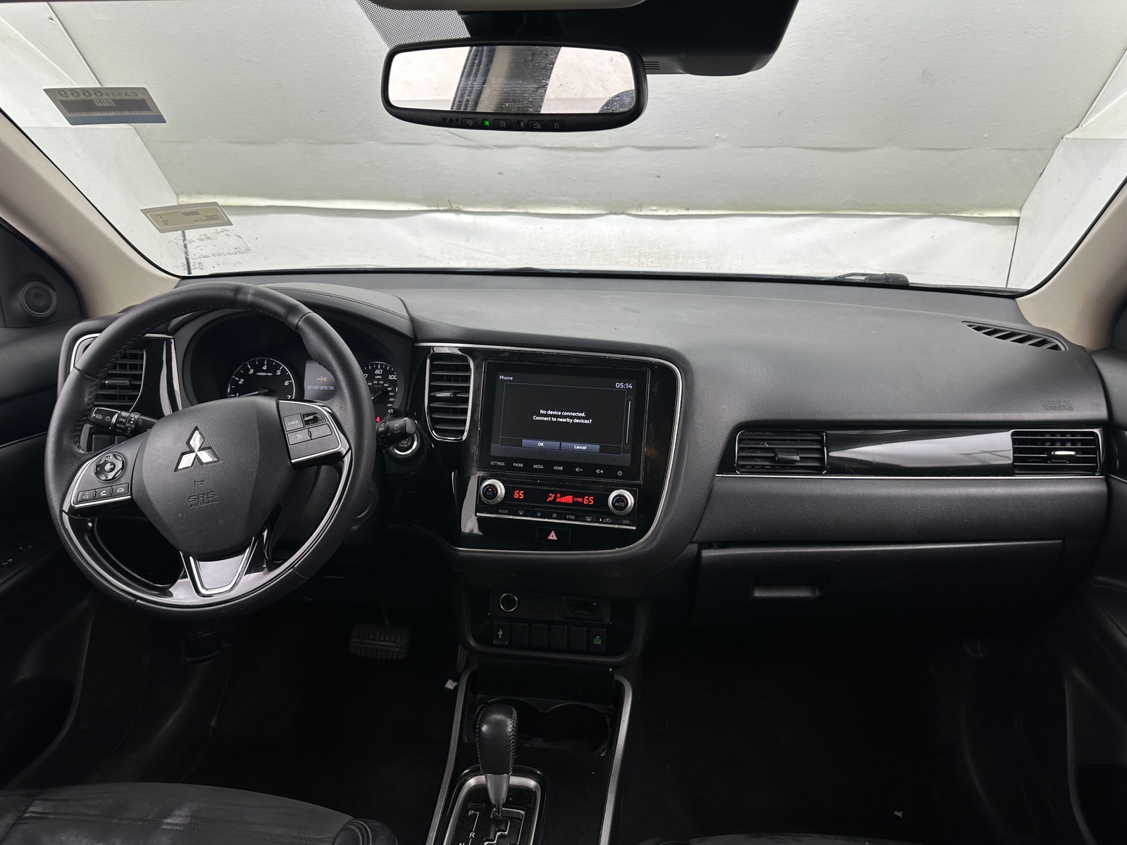 Thumbnail: 2020 Mitsubishi Outlander - 3