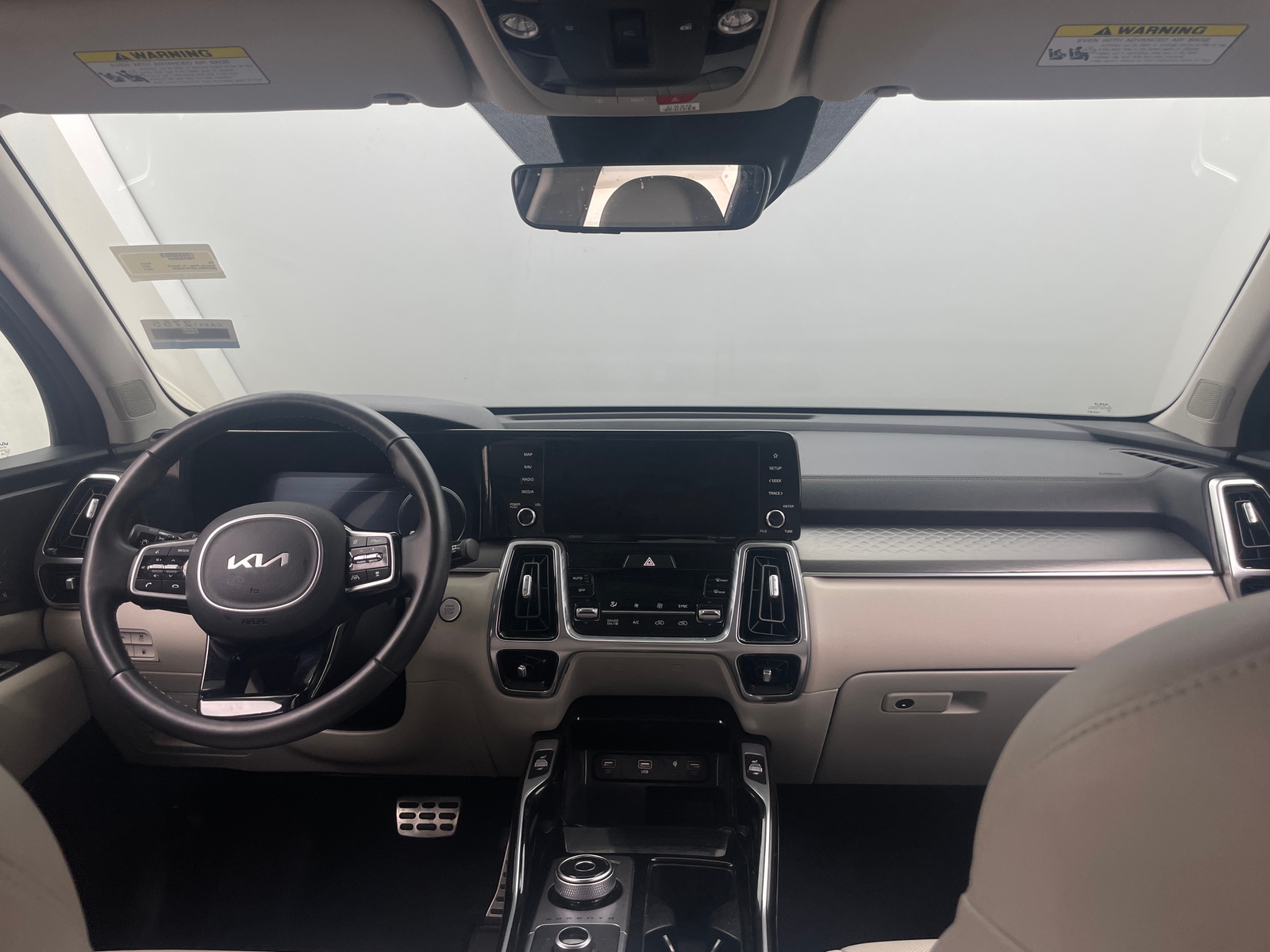 Thumbnail: 2023 Kia Sorento - 2