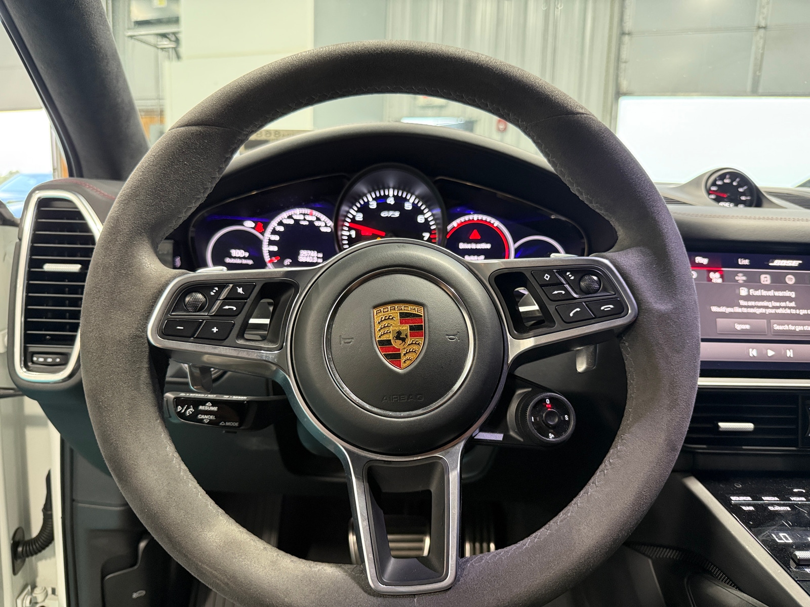 Thumbnail: 2022 Porsche  - 4