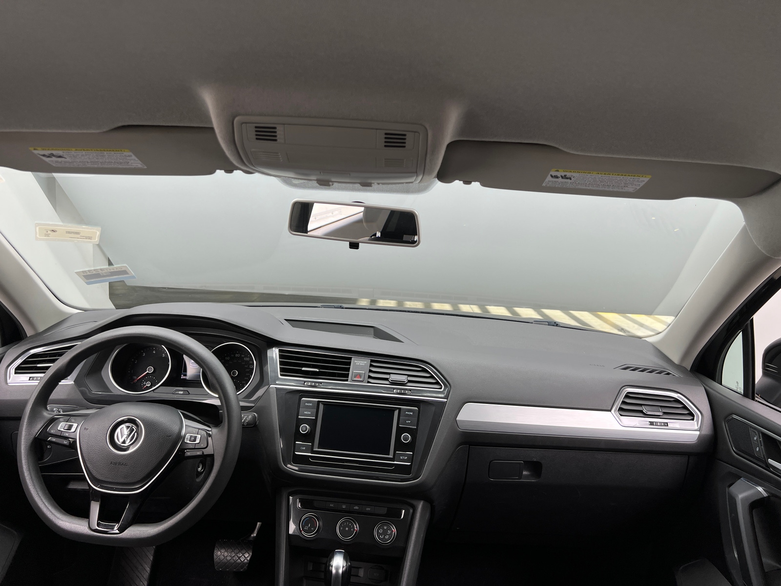 Thumbnail: 2018 Volkswagen Tiguan - 3