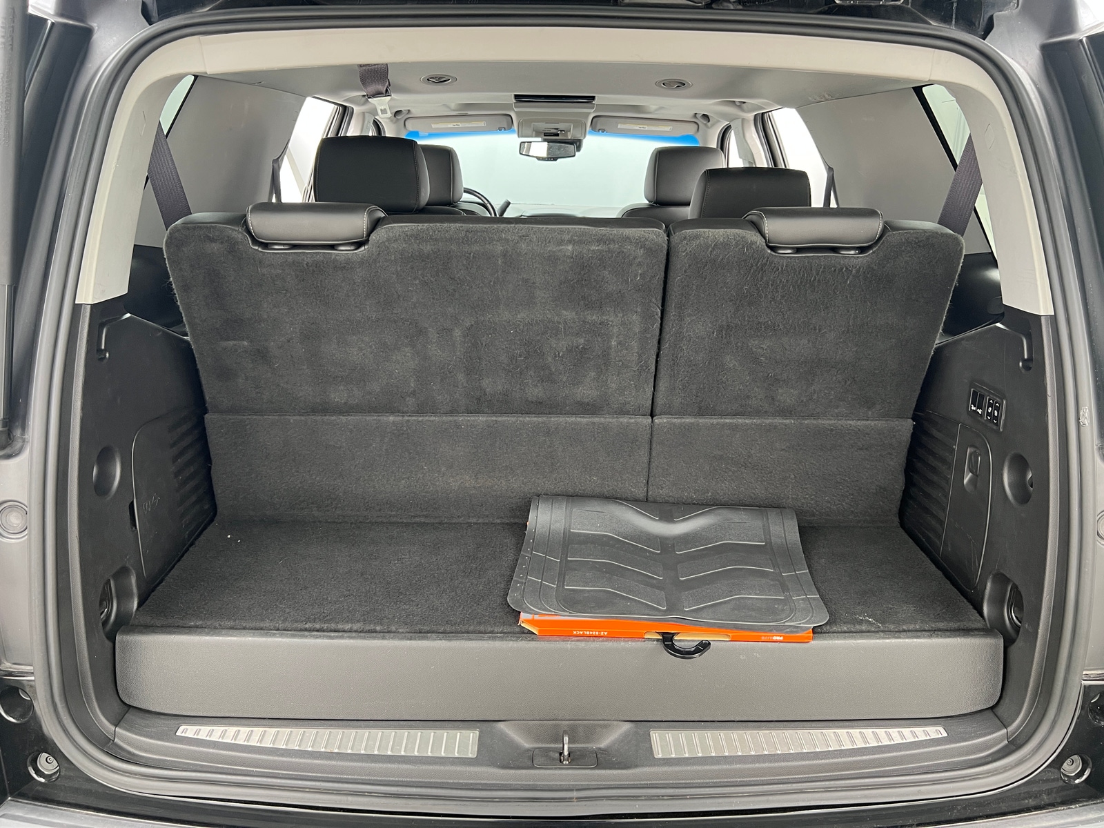 Thumbnail: 2015 Chevrolet Tahoe - 6