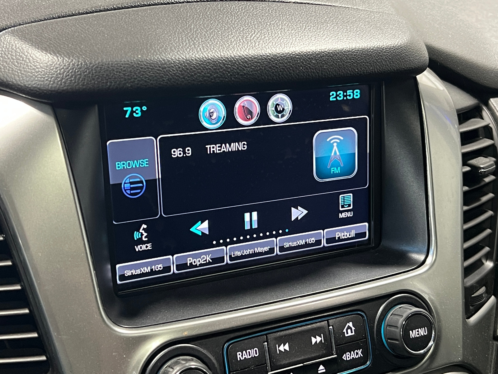 Thumbnail: 2015 Chevrolet Tahoe - 3
