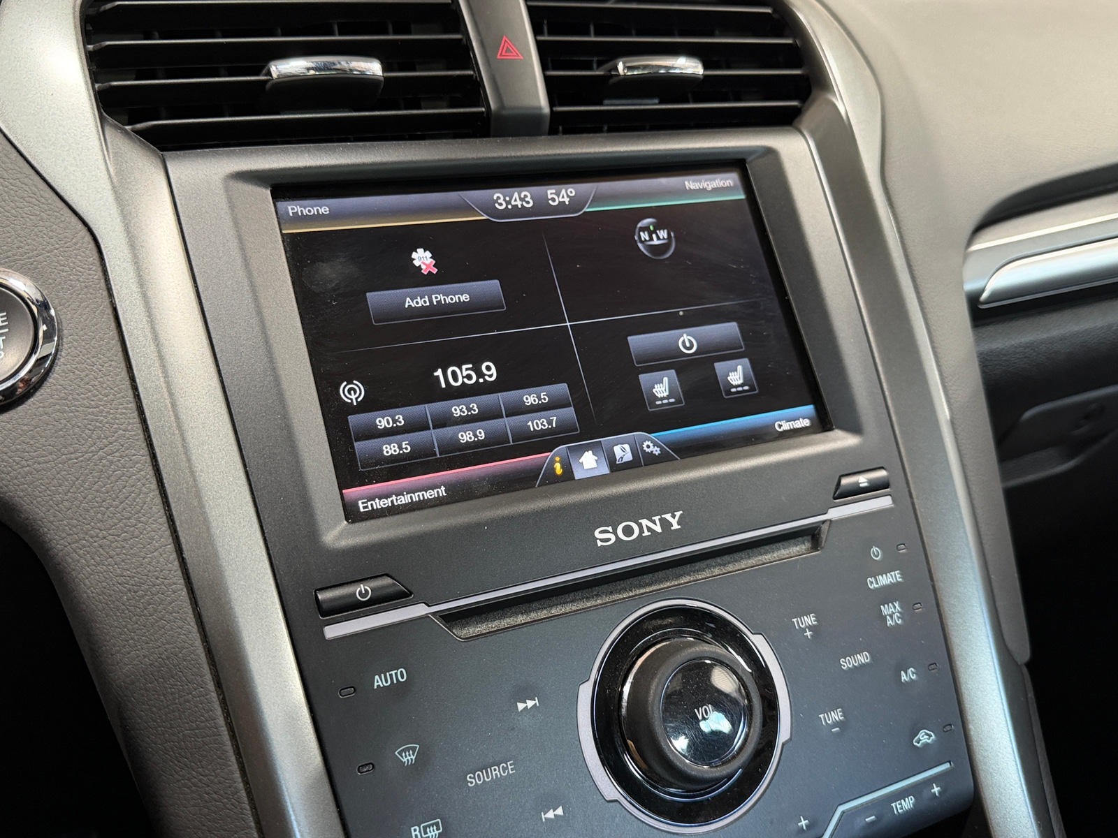 Thumbnail: 2014 Ford Fusion - 3
