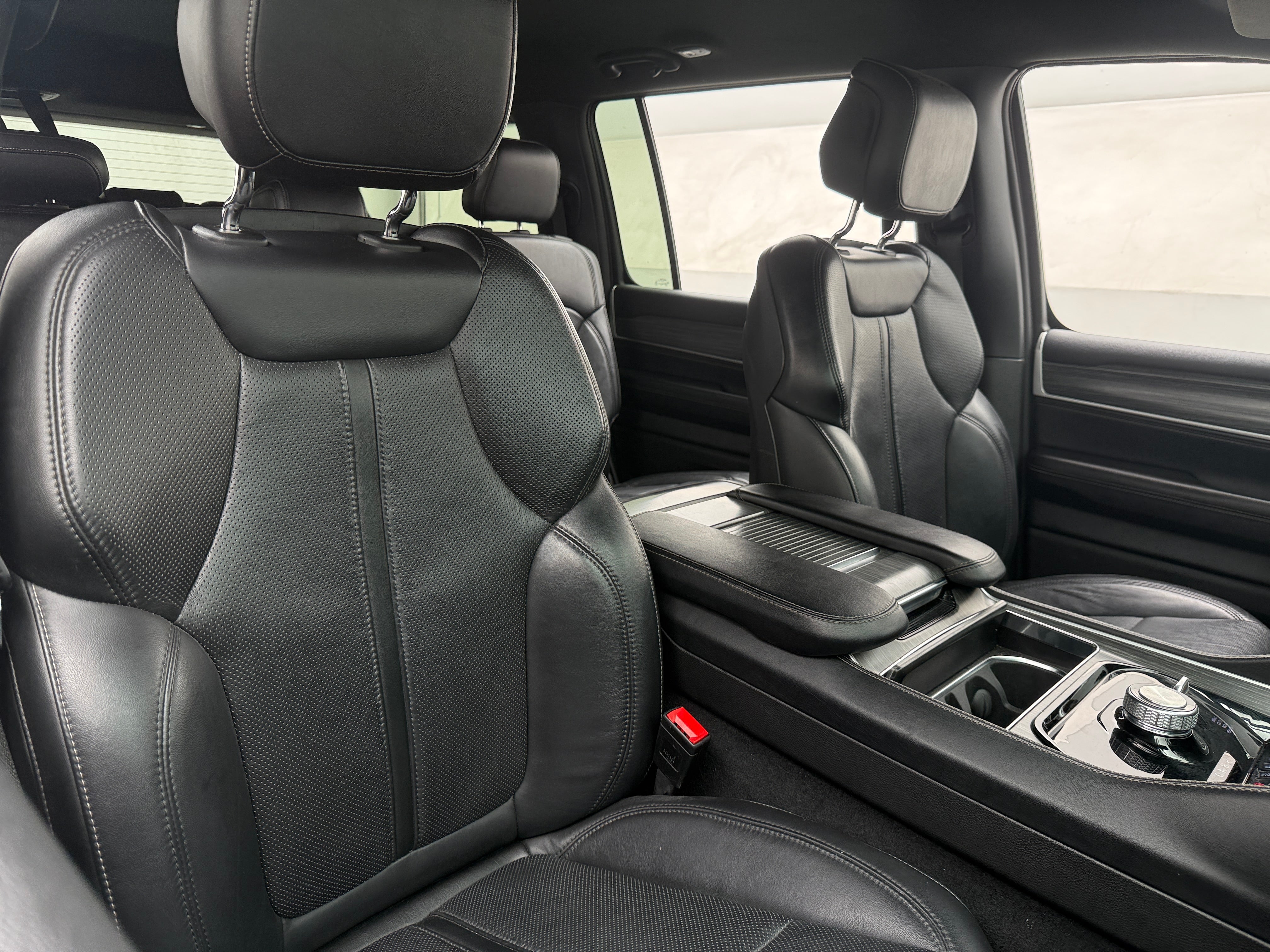 2024 Jeep Wagoneer