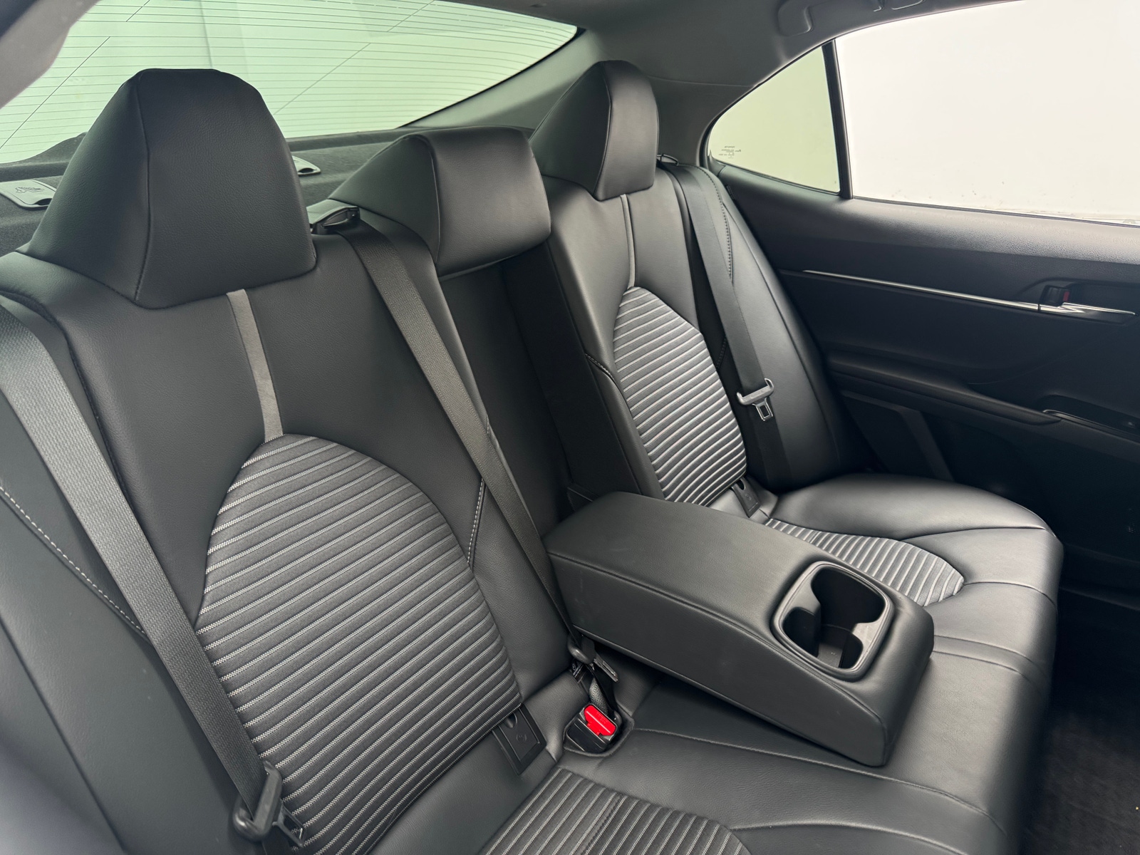 Thumbnail: 2019 Toyota Camry - 6