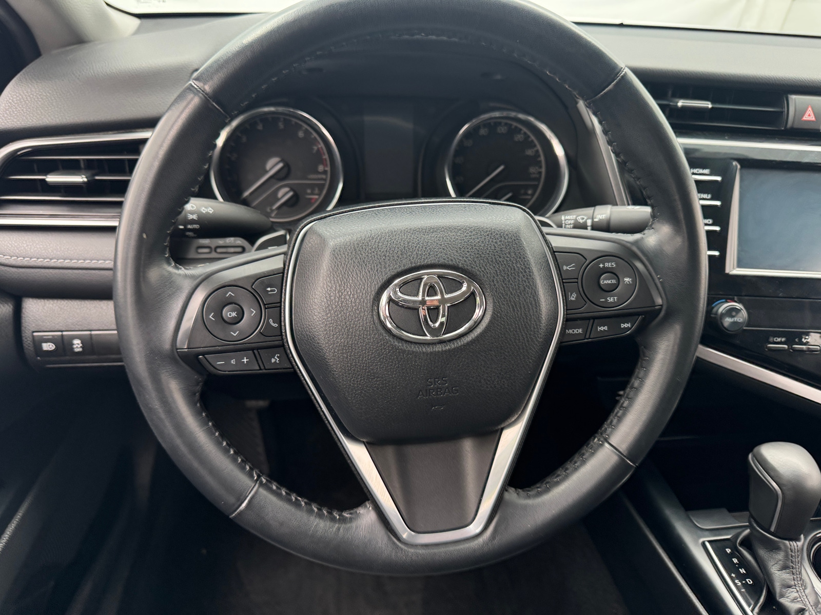 Thumbnail: 2019 Toyota Camry - 5