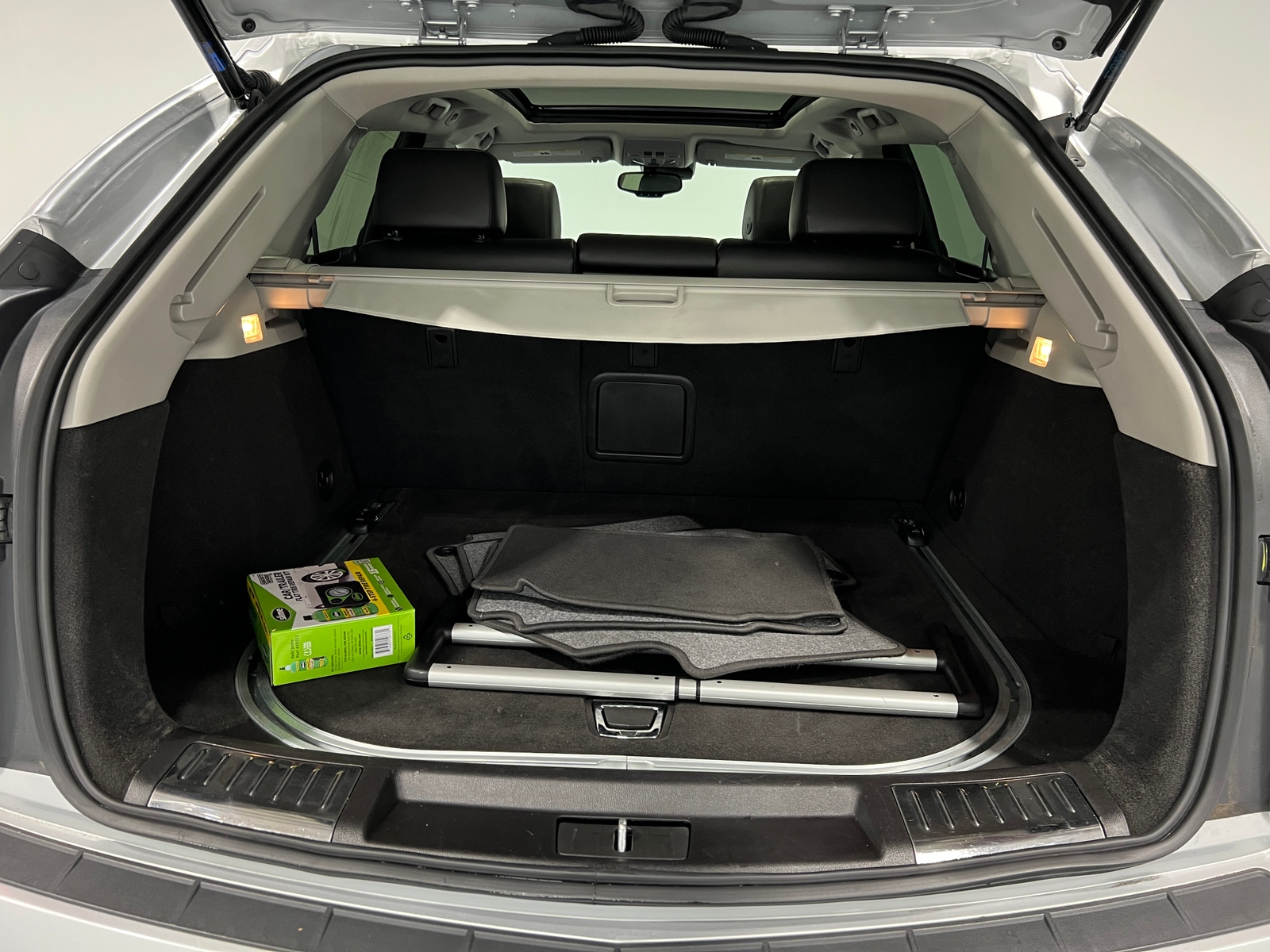 Thumbnail: 2015 Cadillac SRX - 6