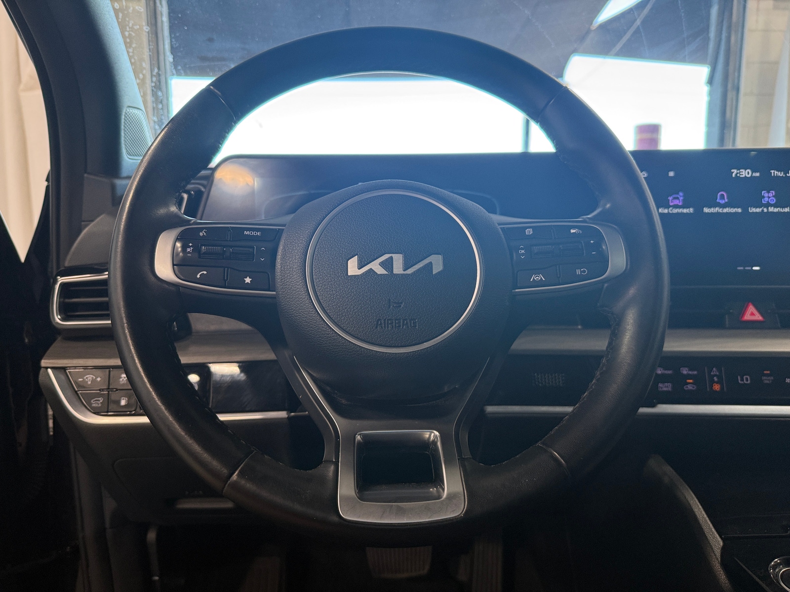 Thumbnail: 2023 Kia Sportage - 4
