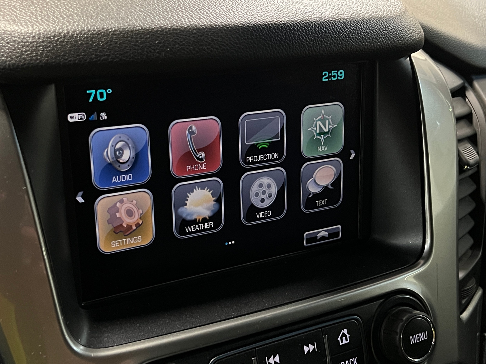 Thumbnail: 2020 Chevrolet Tahoe - 3