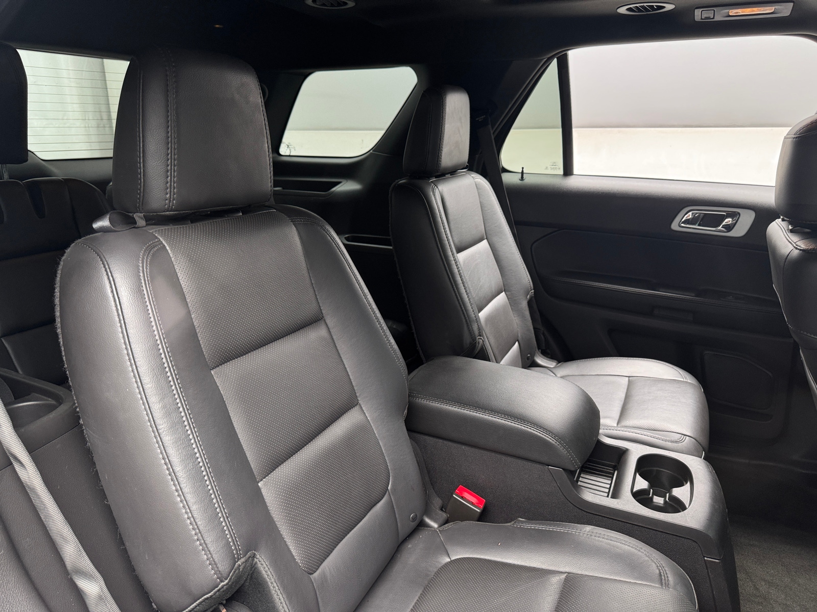 Thumbnail: 2015 Ford Explorer - 5