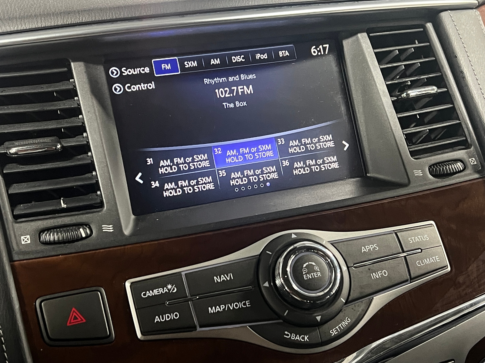 Thumbnail: 2019 INFINITI QX80 - 3