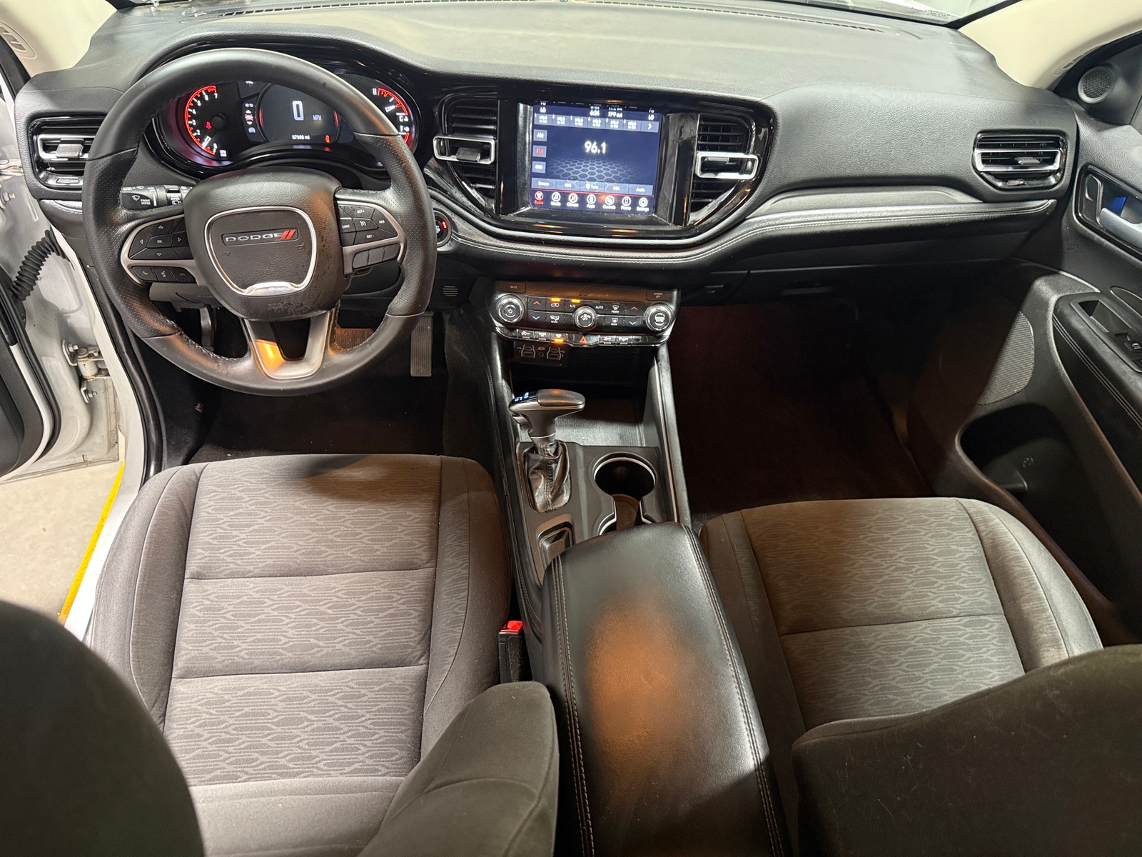 Thumbnail: 2022 Dodge Durango - 3