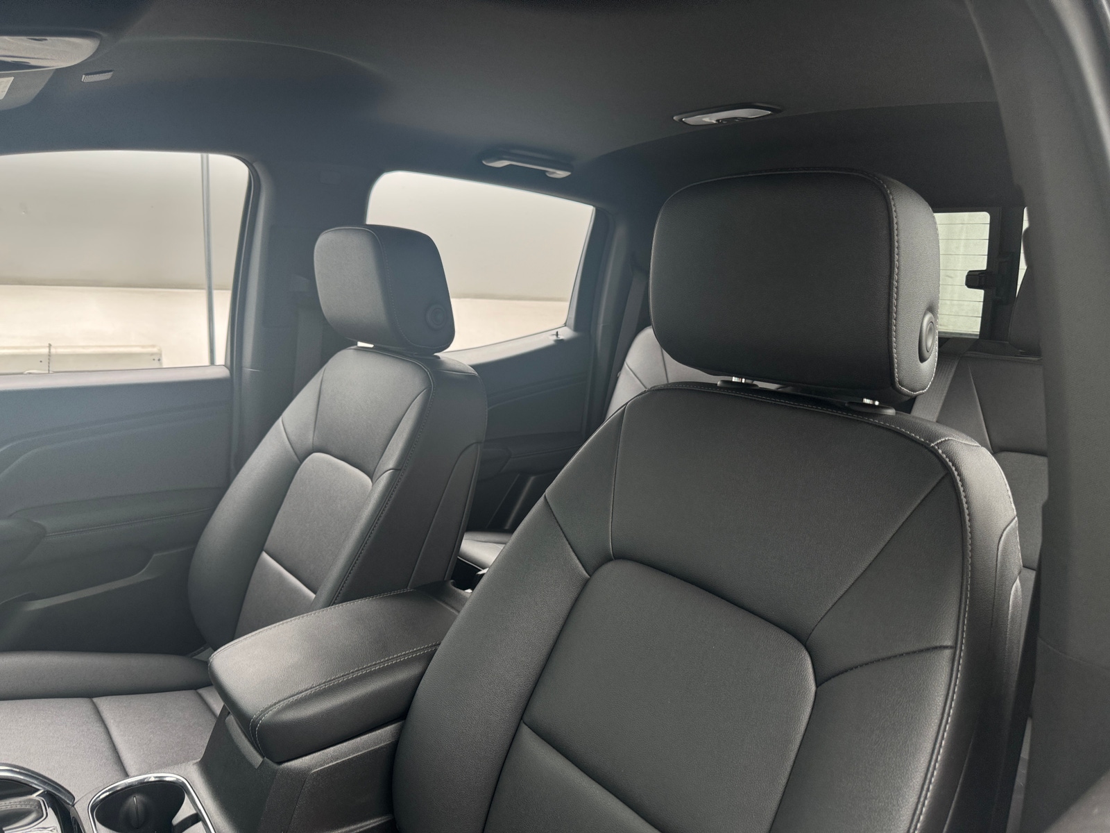 Thumbnail: 2023 GMC Canyon - 2