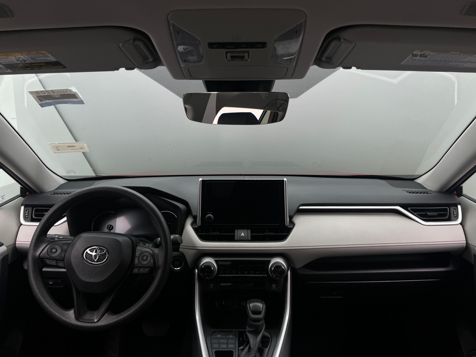 Thumbnail: 2024 Toyota RAV4 - 3