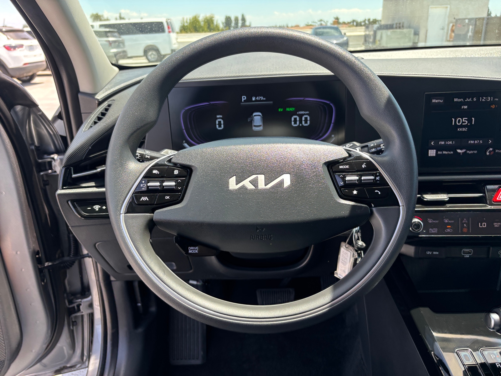 Thumbnail: 2026 Kia Niro - 5