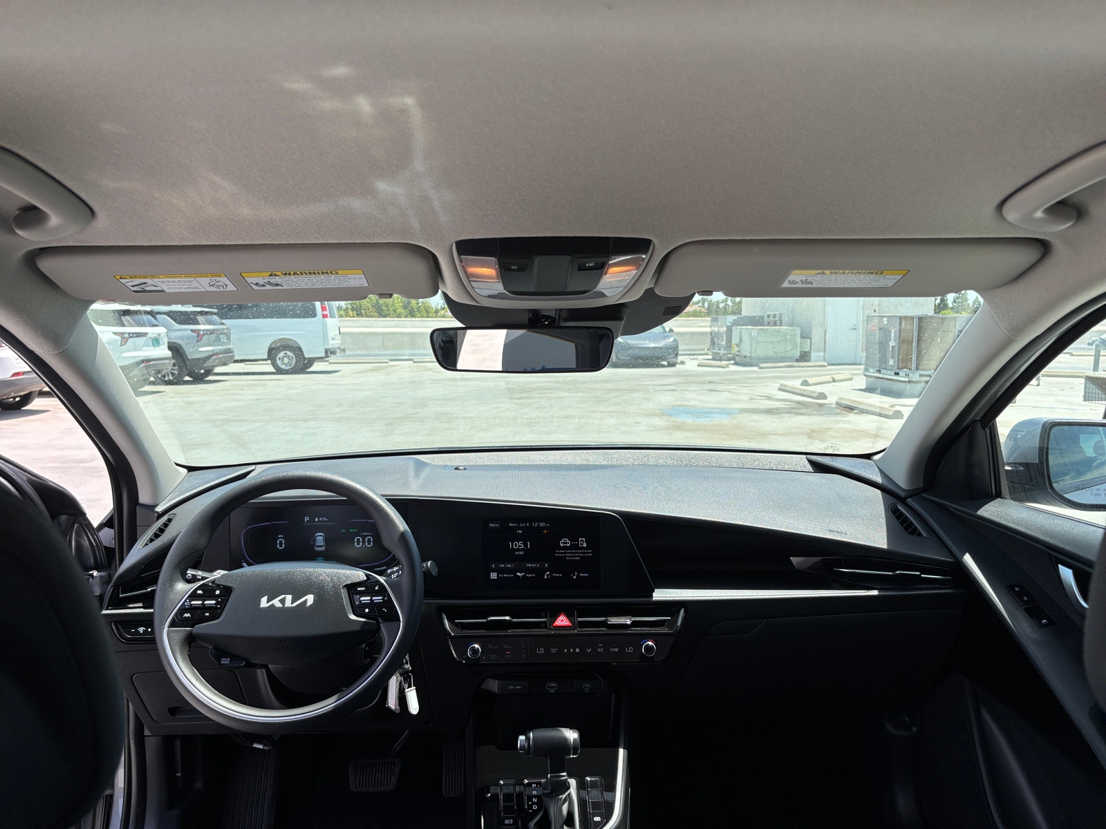 Thumbnail: 2026 Kia Niro - 3