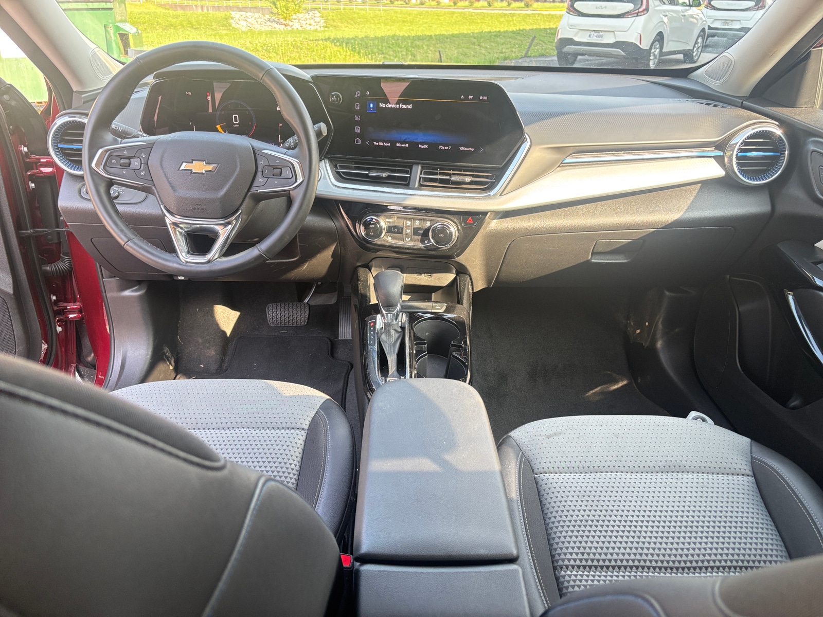 Thumbnail: 2025 Chevrolet Trax - 2