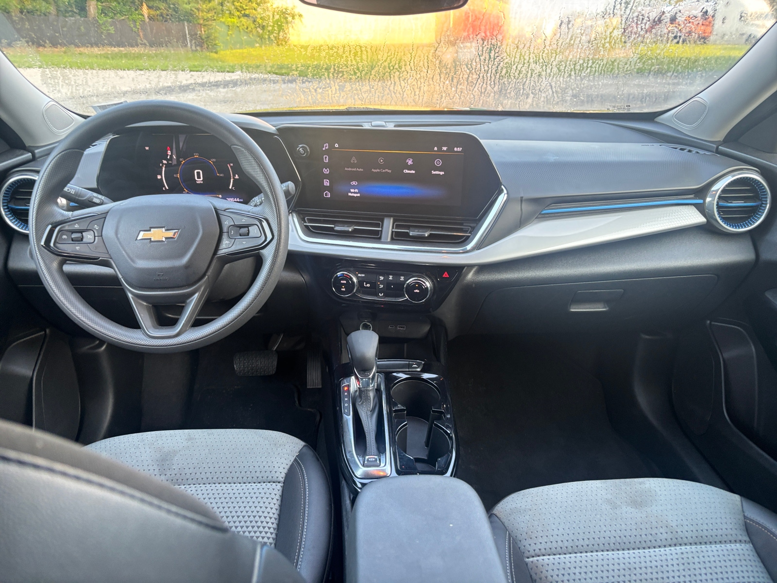 Thumbnail: 2025 Chevrolet Trax - 2