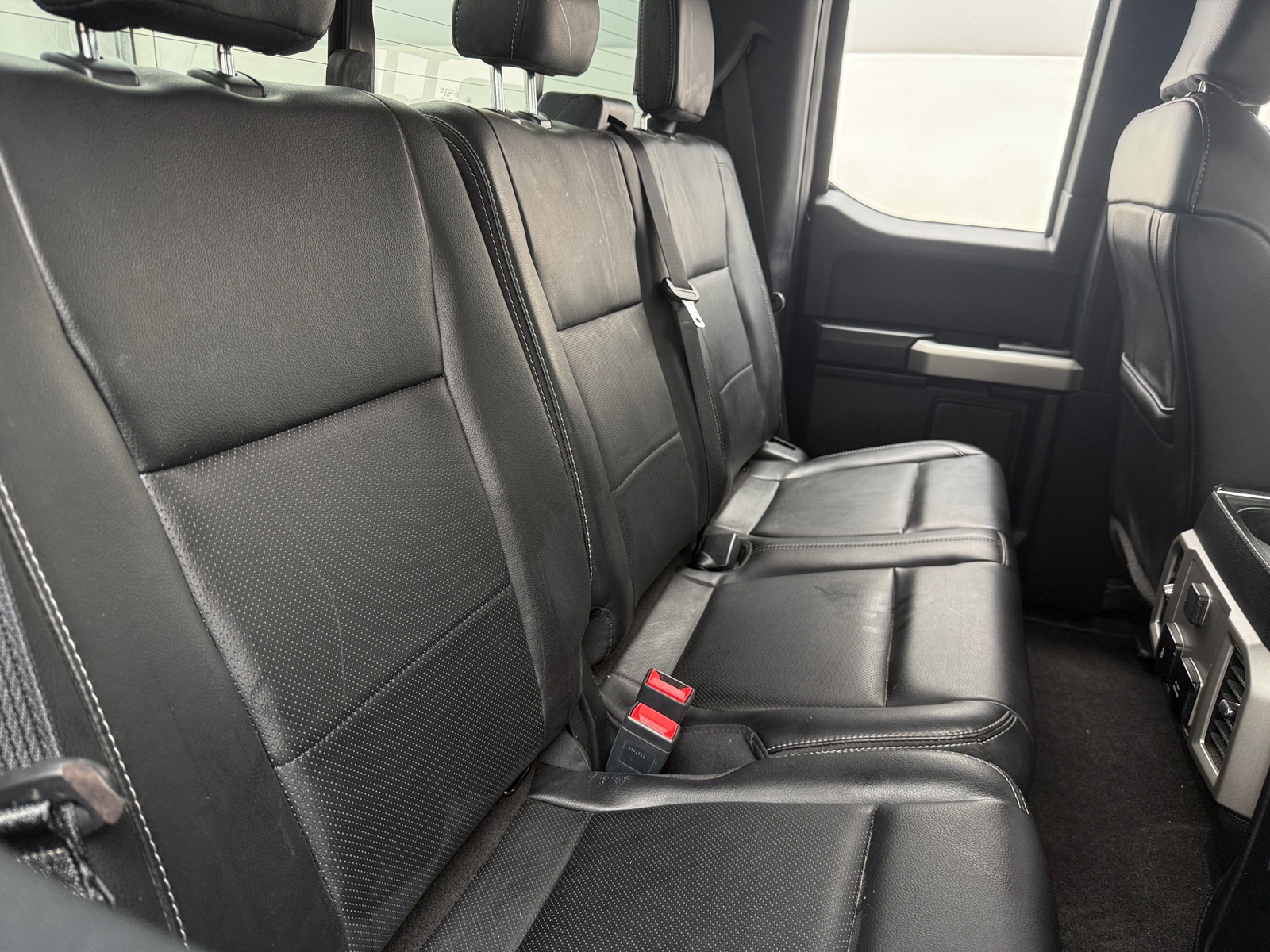 Thumbnail: 2019 Ford Econoline - 5