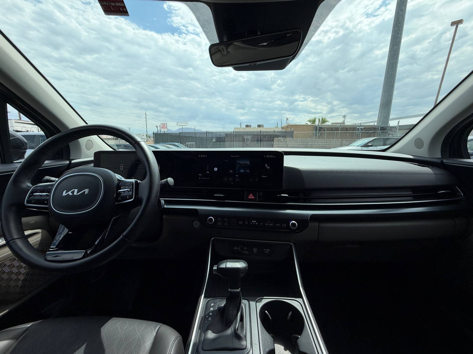 Thumbnail: 2026 Kia Carnival - 3