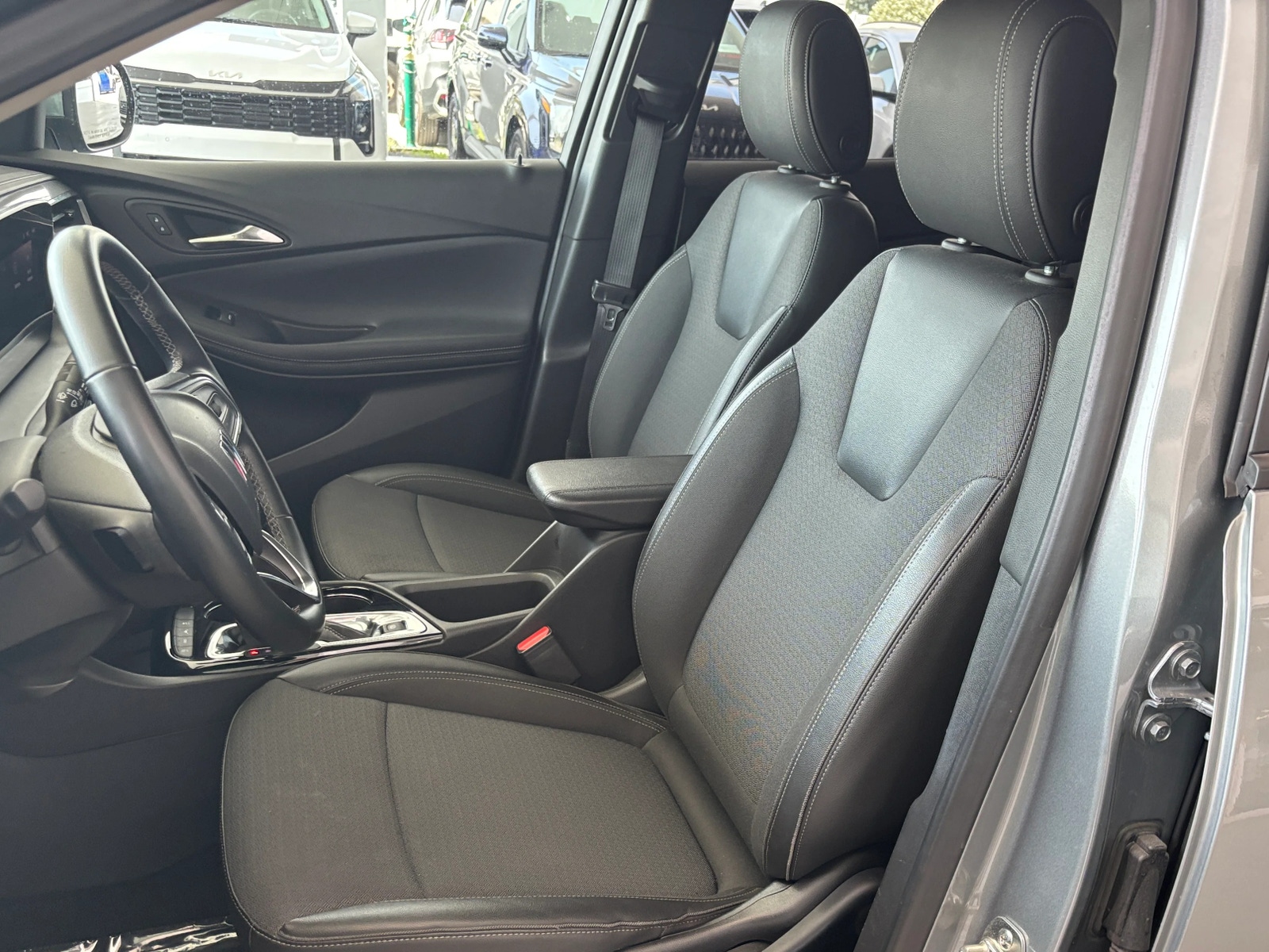 Thumbnail: 2025 Buick Encore GX - 2