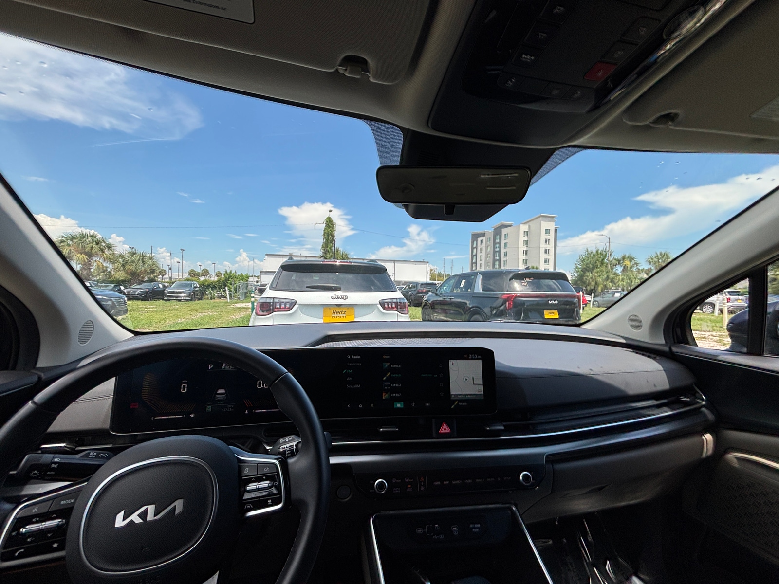 Thumbnail: 2026 Kia Carnival - 3