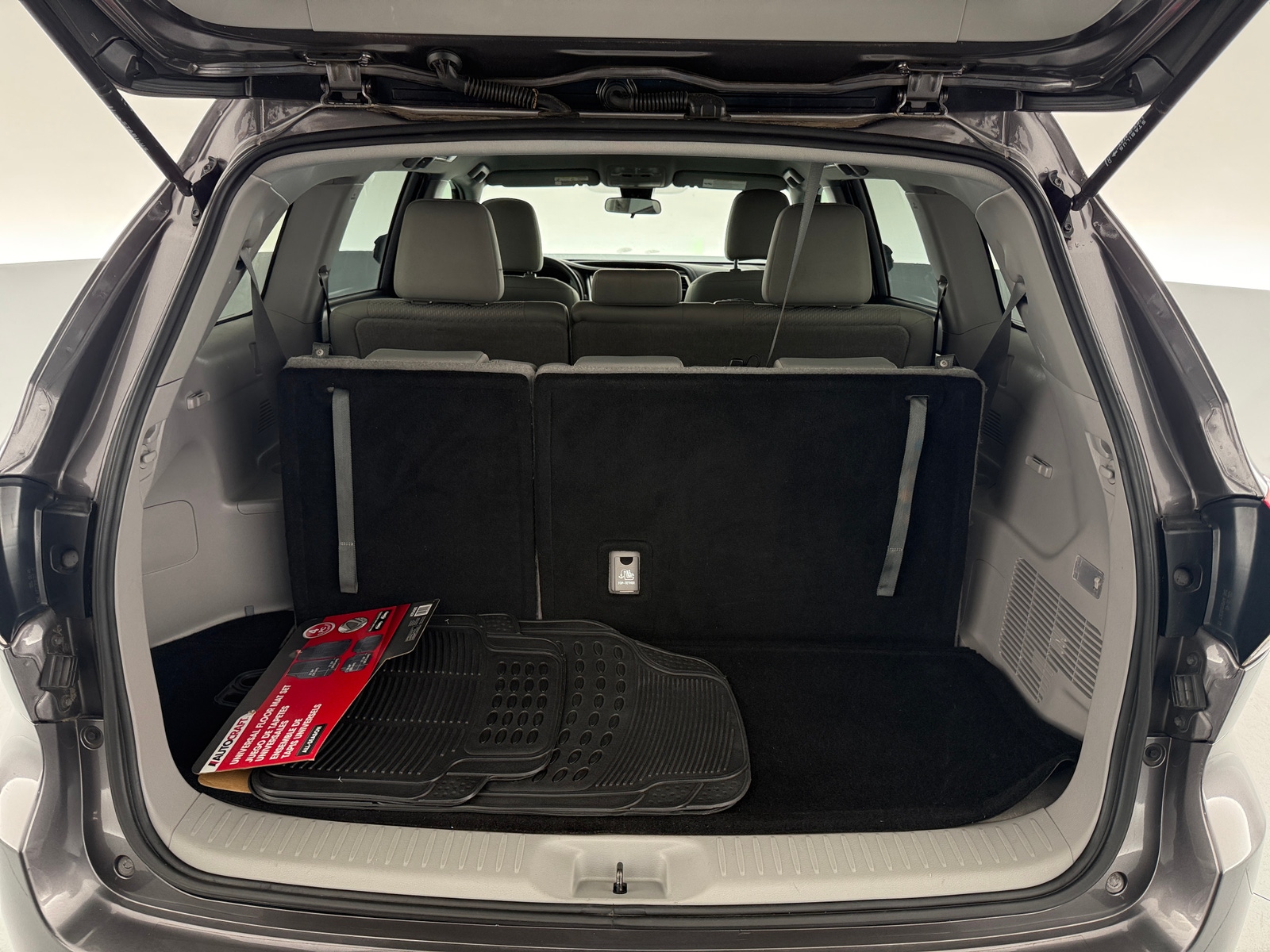 Thumbnail: 2019 Toyota Highlander - 7